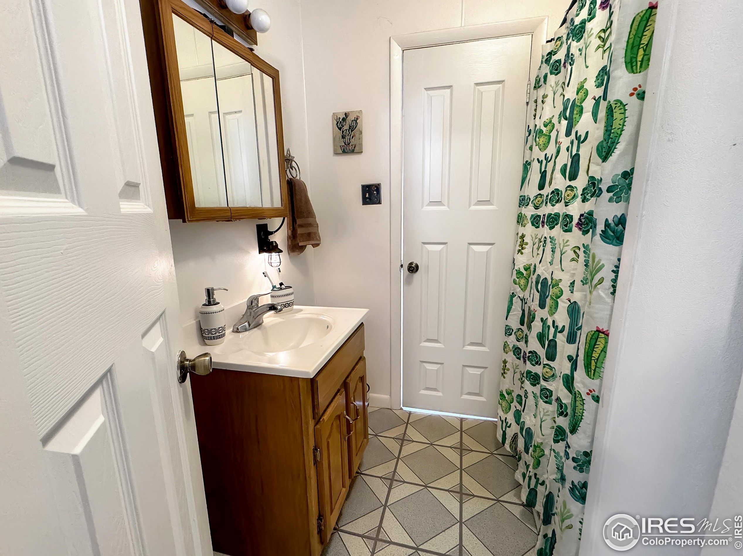 420 Douglas St, Sterling CO  80751-3622 exterior