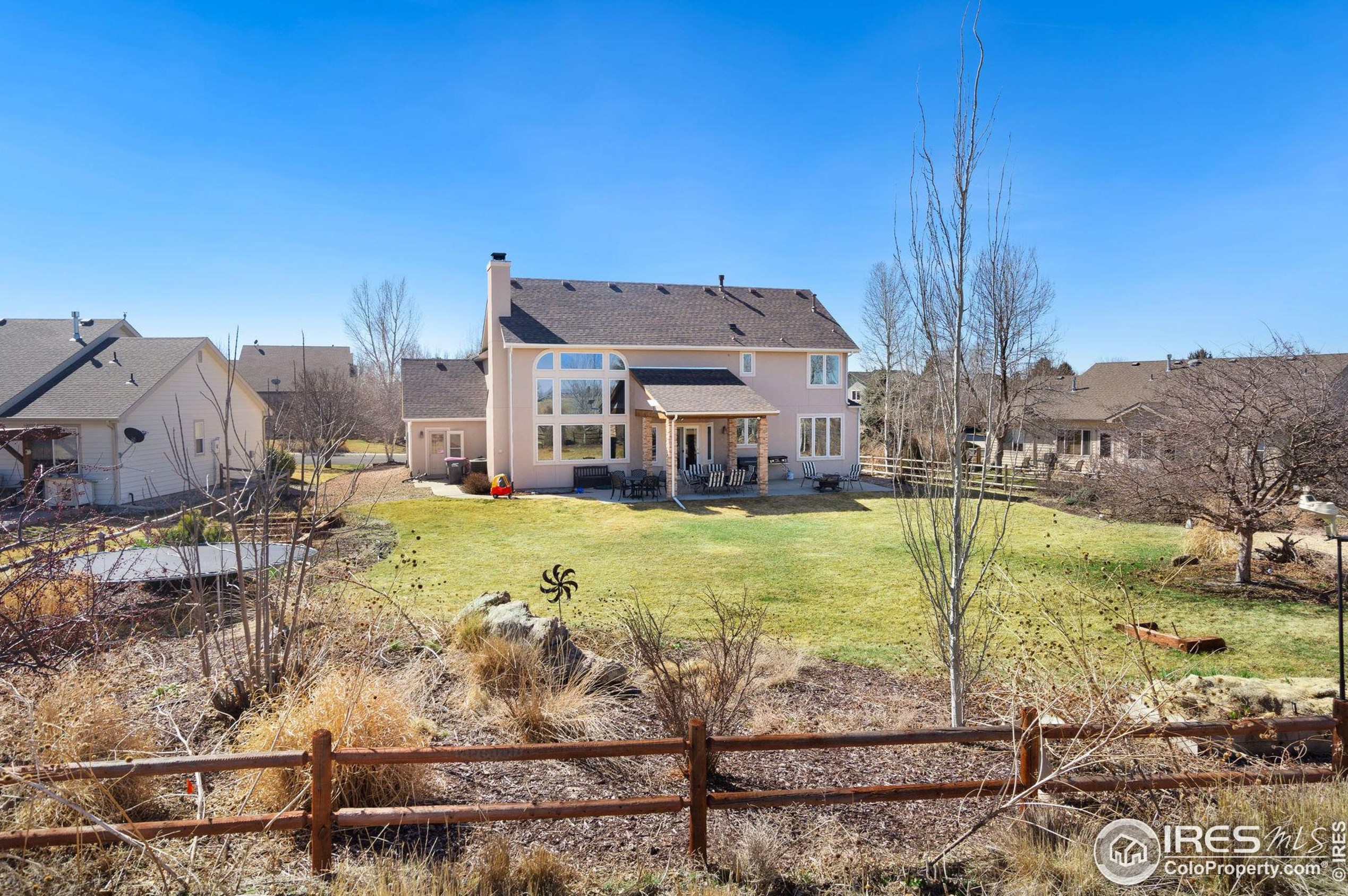221 Camino Del Mundo, Fort Collins CO  80524-8963 exterior