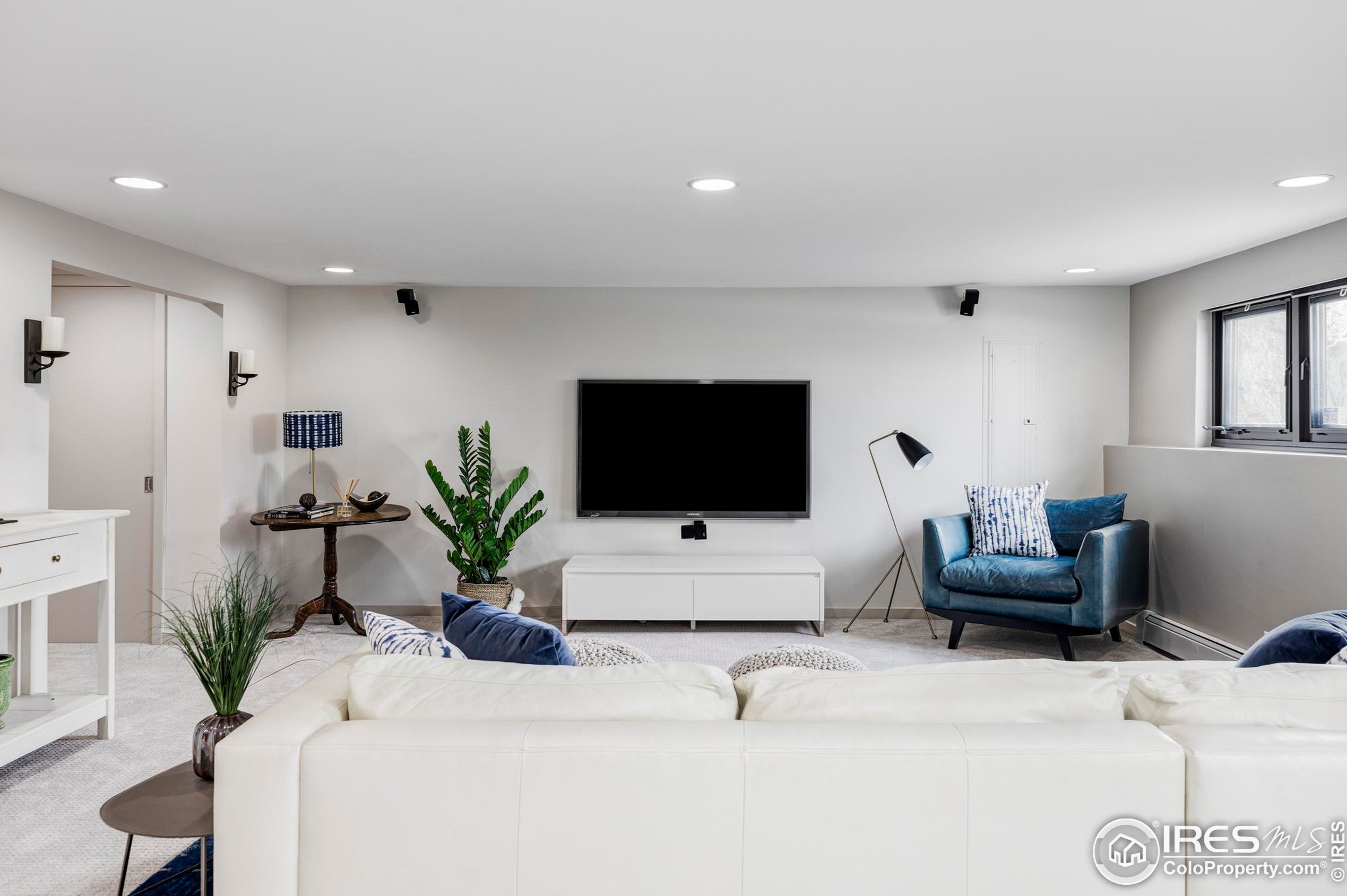 8802 Lakeside Ct, Boulder CO 80301-5107 exterior