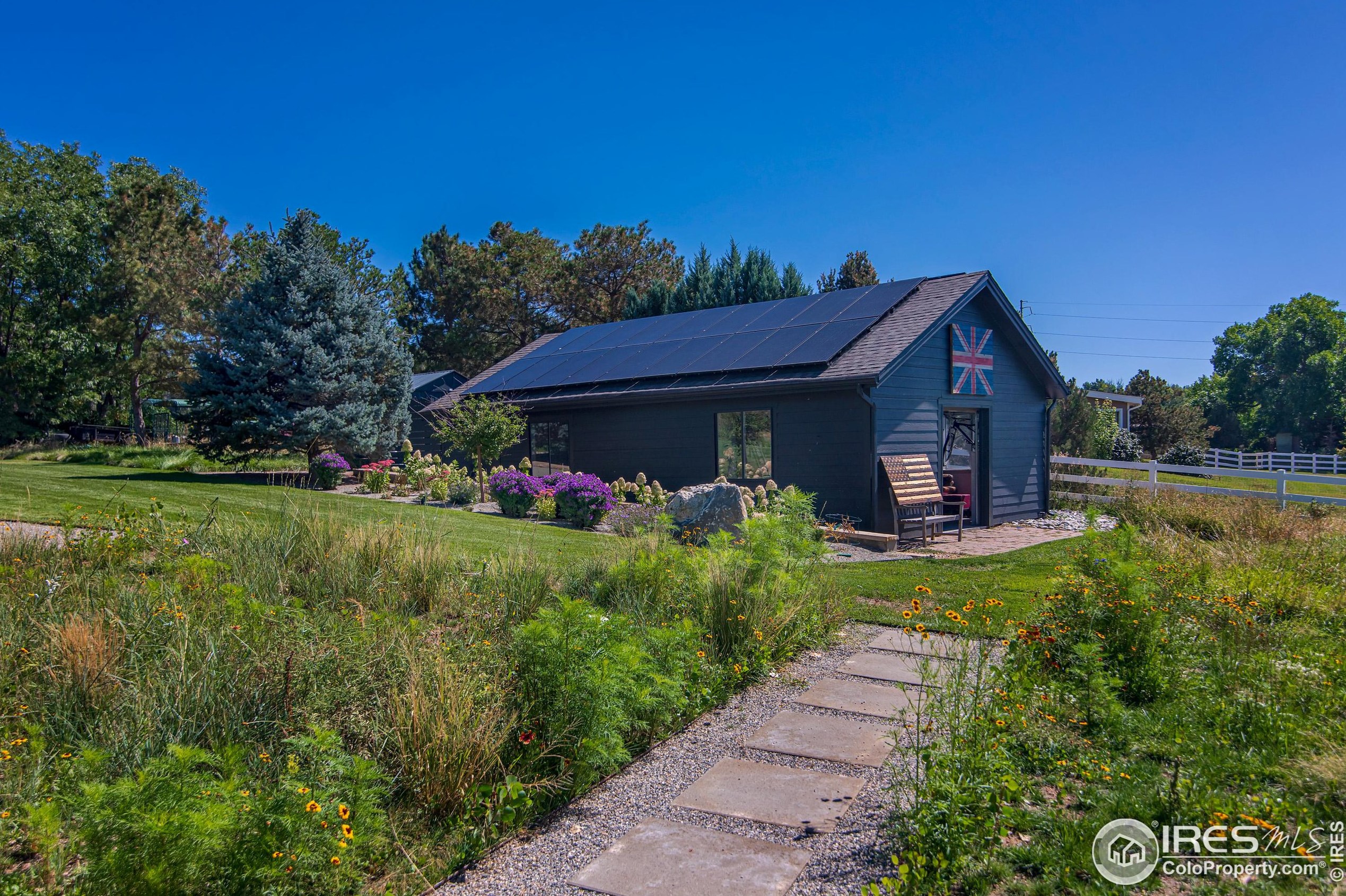 8802 Lakeside Ct, Boulder CO 80301-5107 exterior