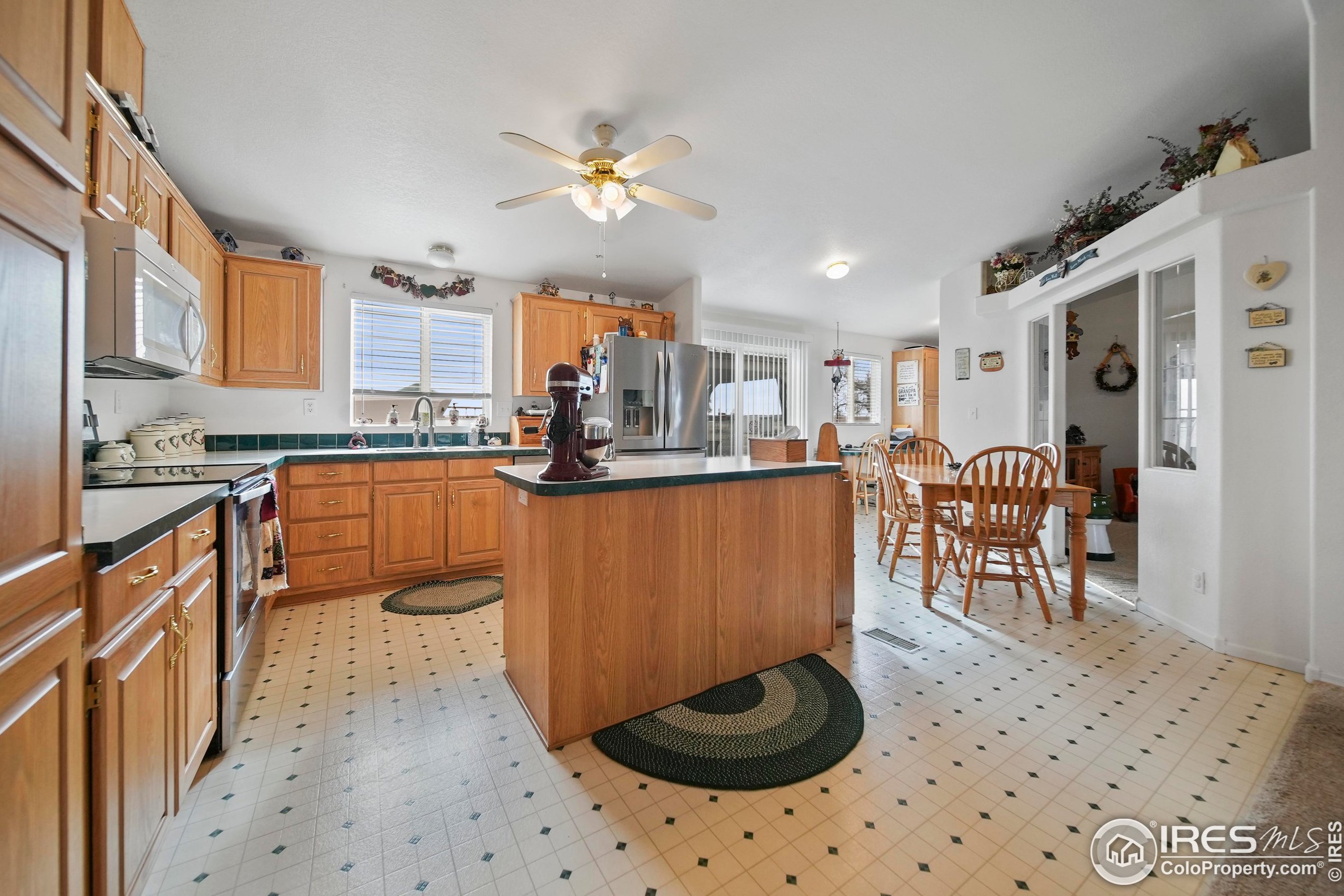 22834 Washington Ave, Orchard CO  80649-9601 exterior