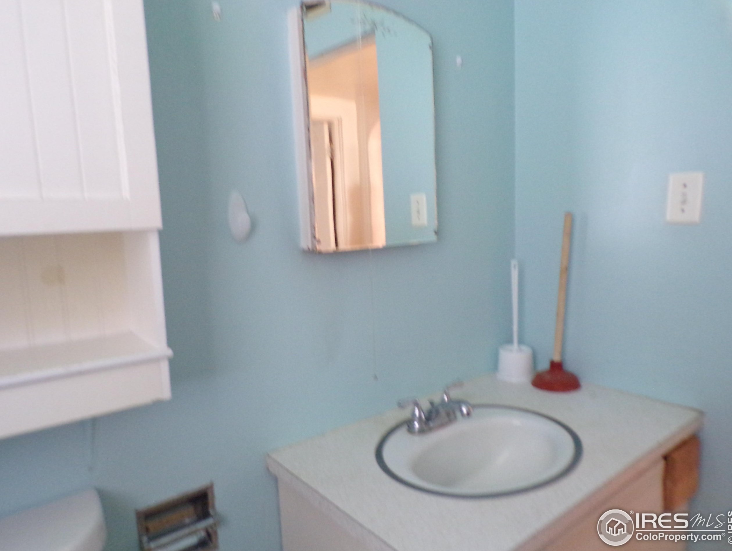 221 Hamilton St, Sterling CO 80751-3531 exterior