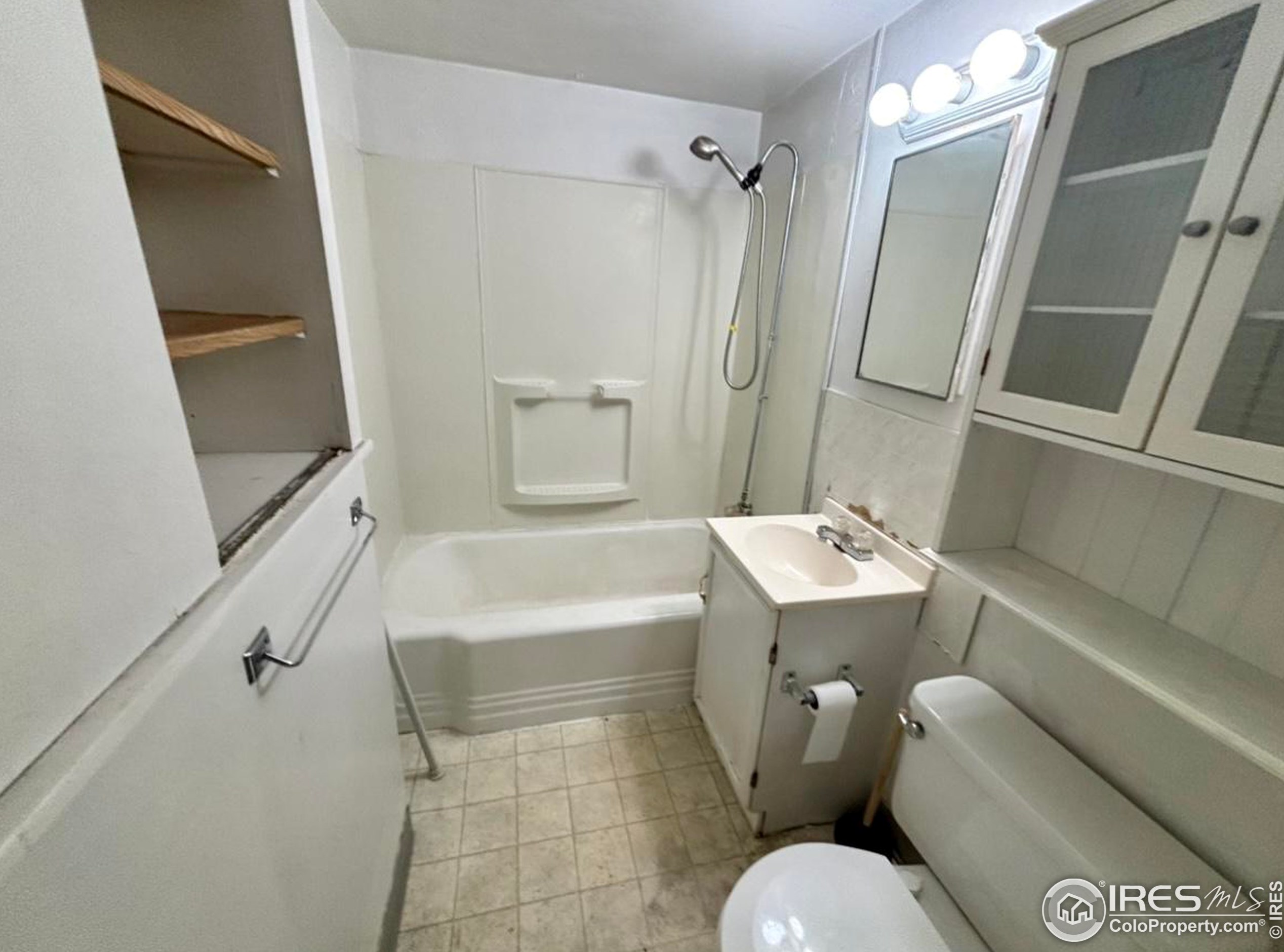 221 Hamilton St, Sterling CO 80751-3531 exterior