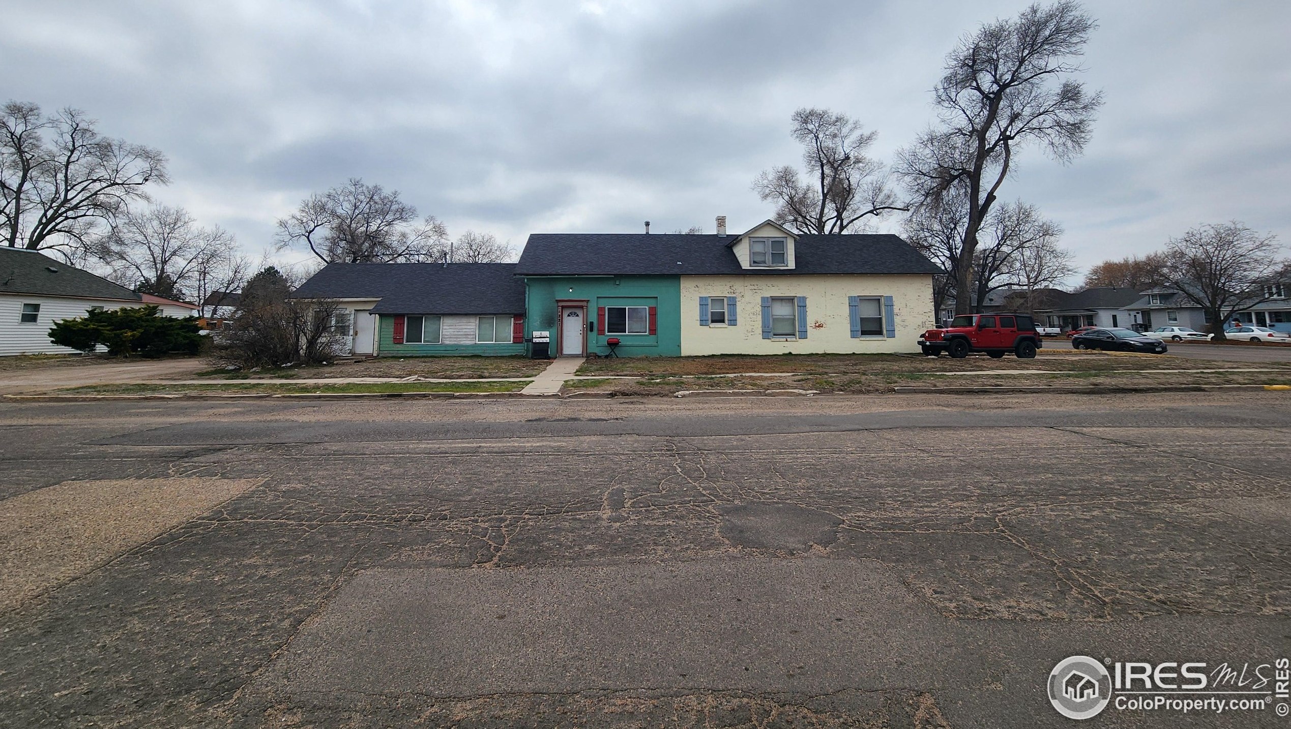 221 Hamilton St, Sterling CO 80751-3531 exterior