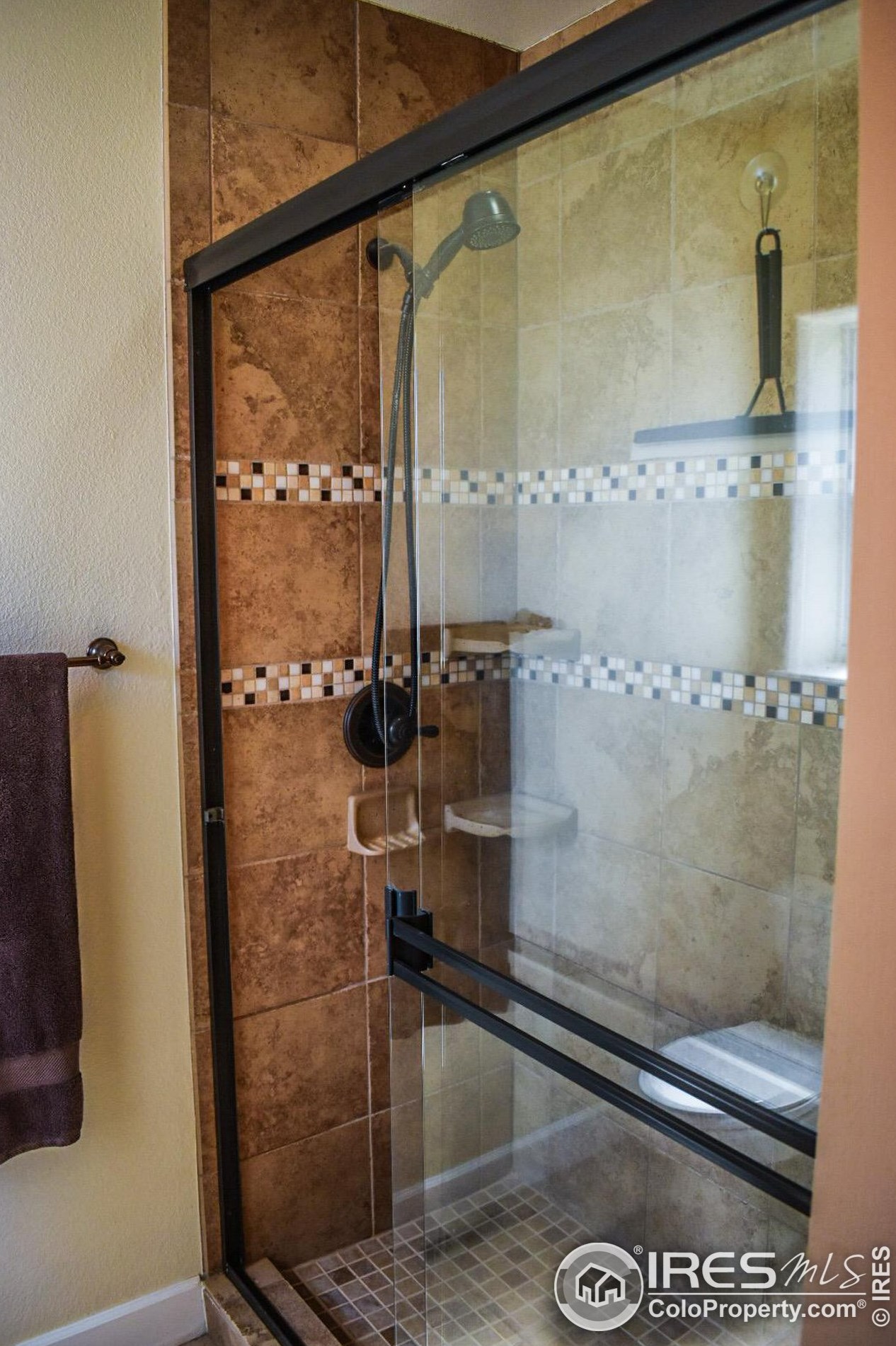 2002 Trail Ridge Dr, Eaton CO 80615-8626 exterior