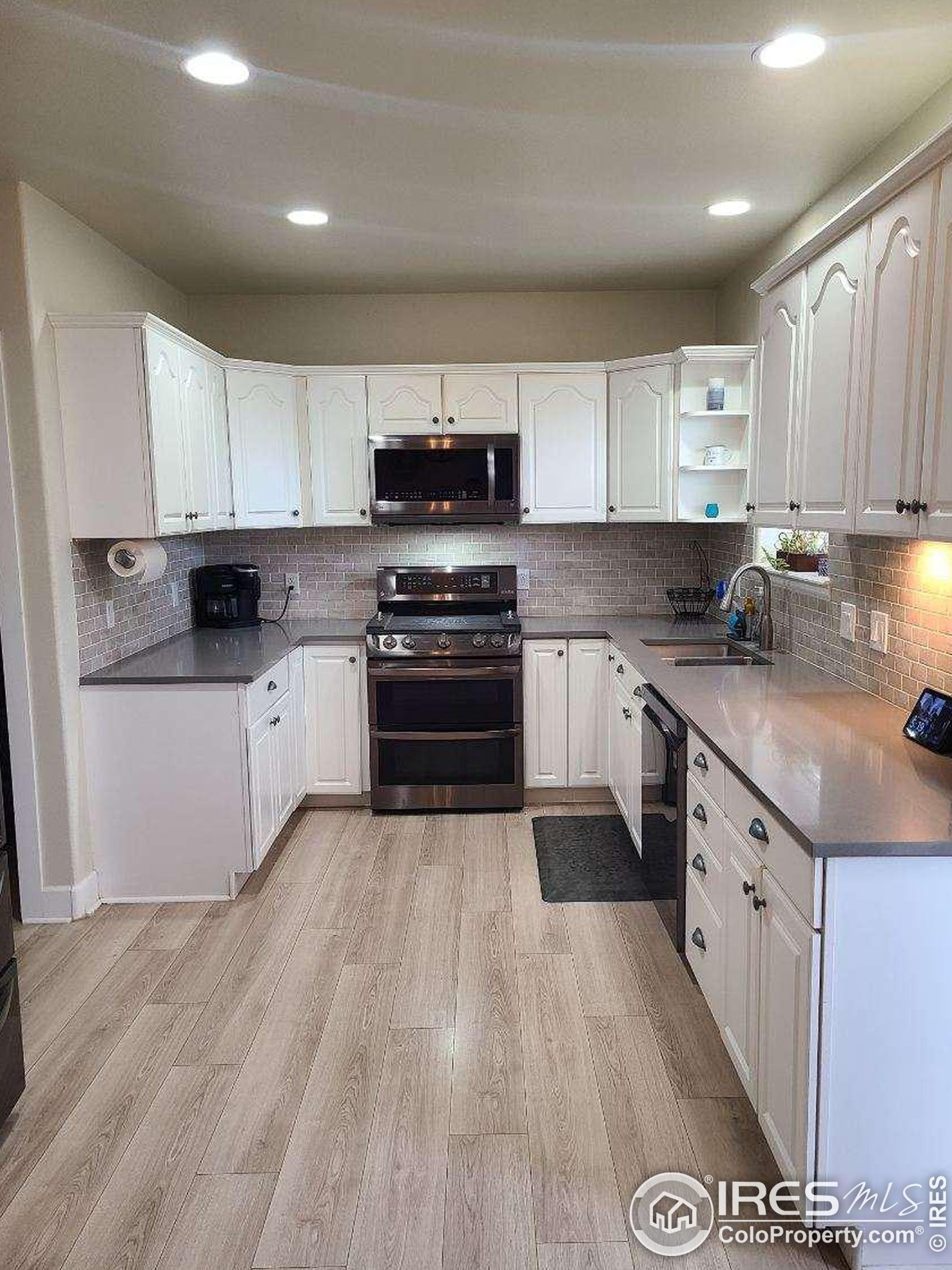 2002 Trail Ridge Dr, Eaton CO 80615-8626 exterior