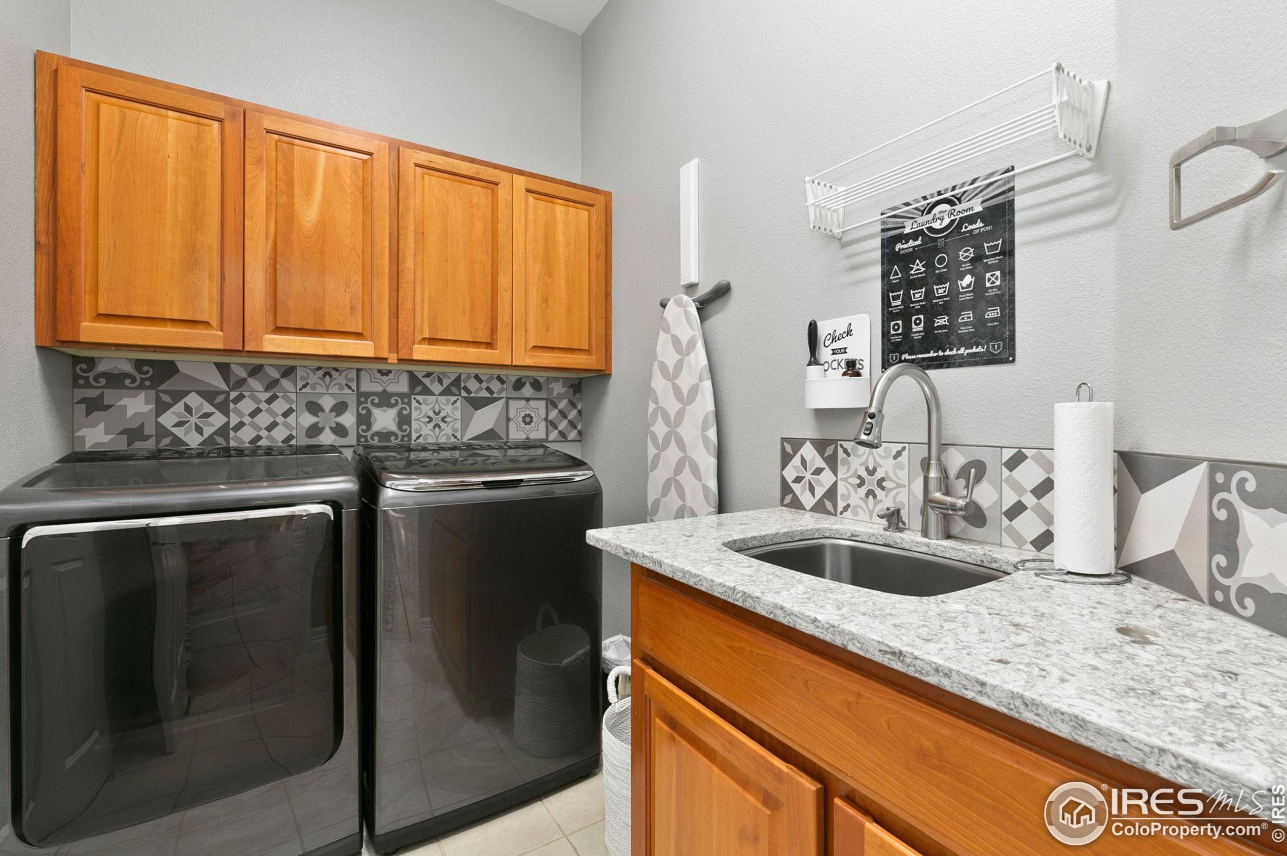 529 Hawks Nest Way, Fort Collins CO  80524-8759 exterior