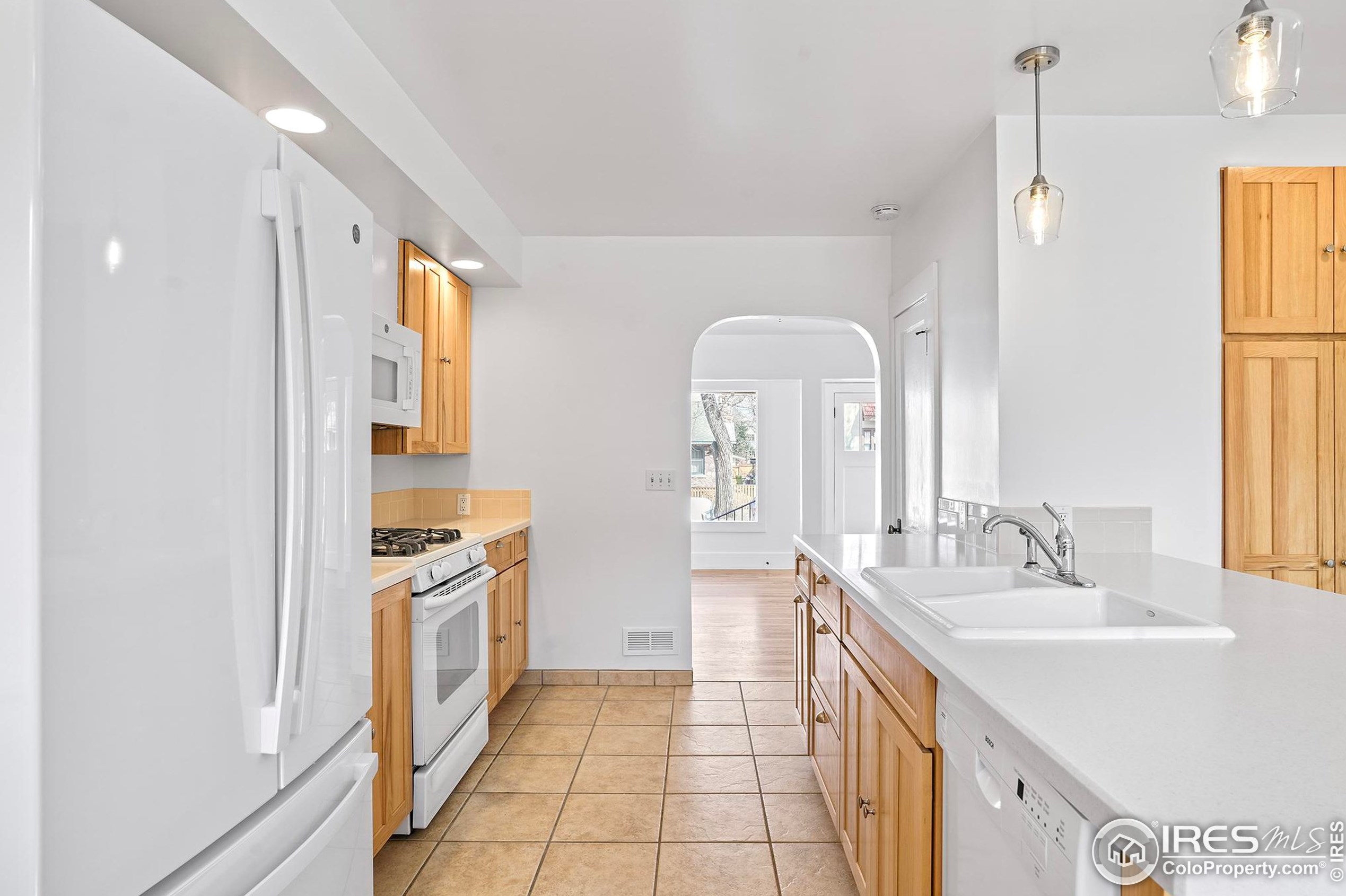 957 9th St, Boulder CO  80302-7225 exterior