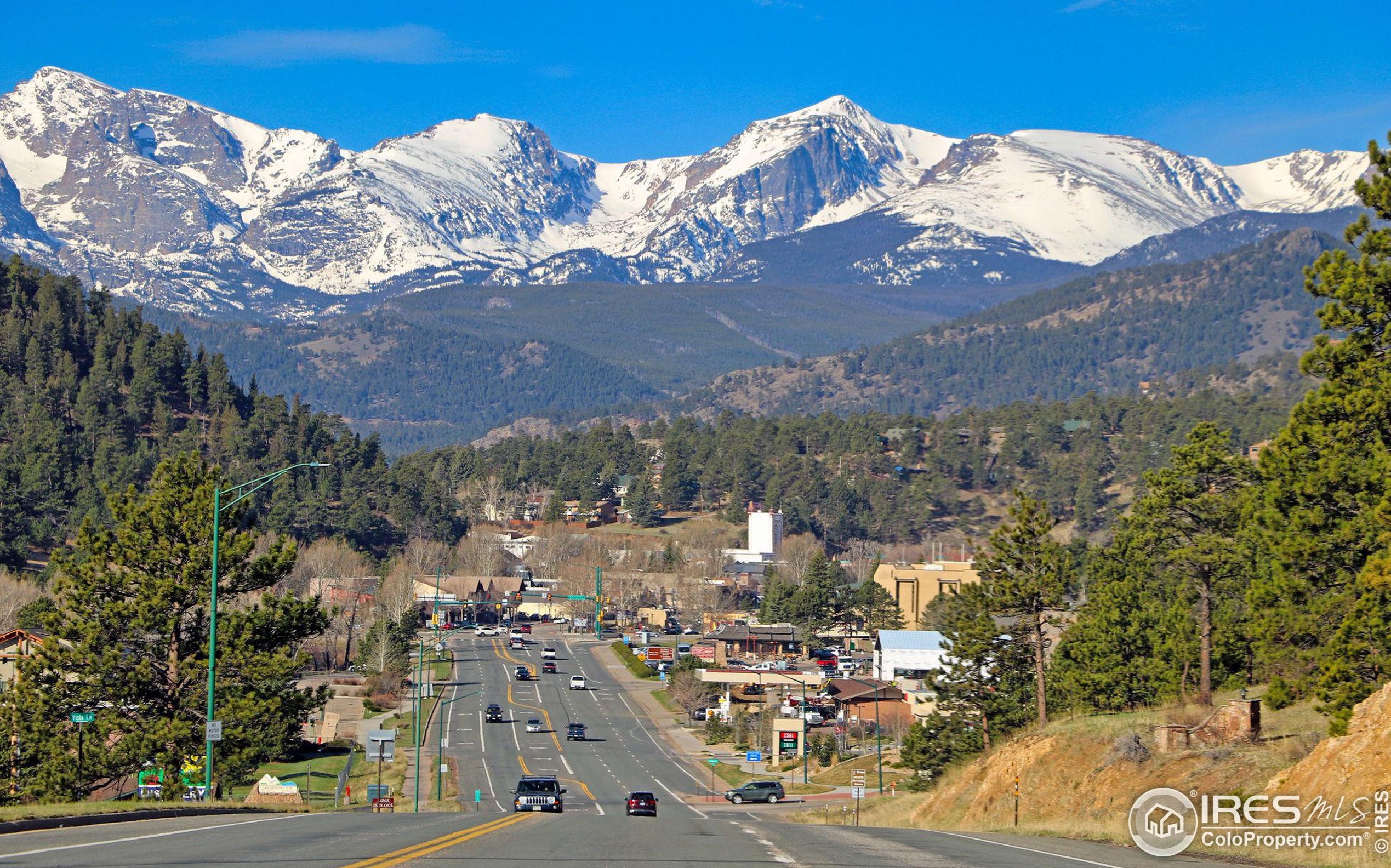 2041 Fish Creek Rd, Estes Park CO 80517-6925 exterior