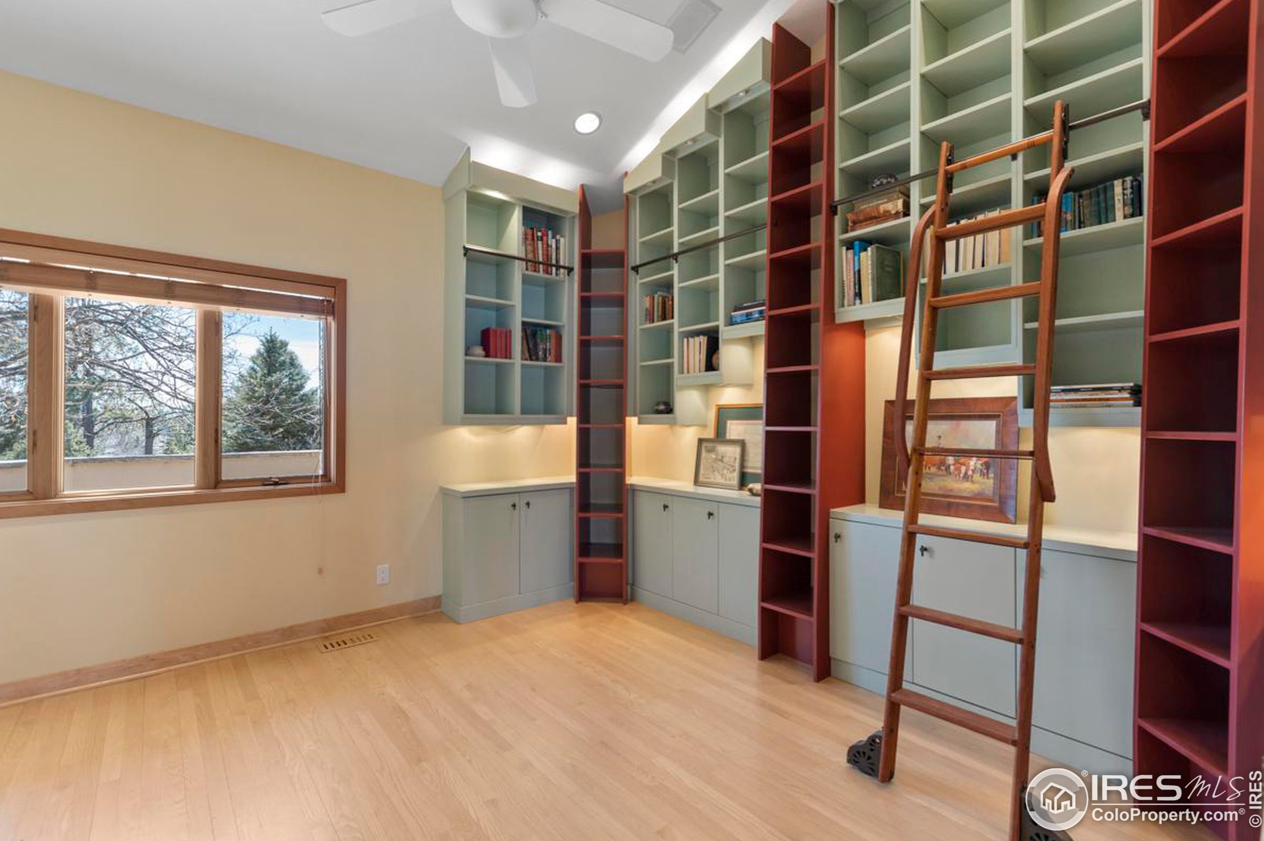 1230 Country Clb Rd, Fort Collins CO 80524-1986 exterior