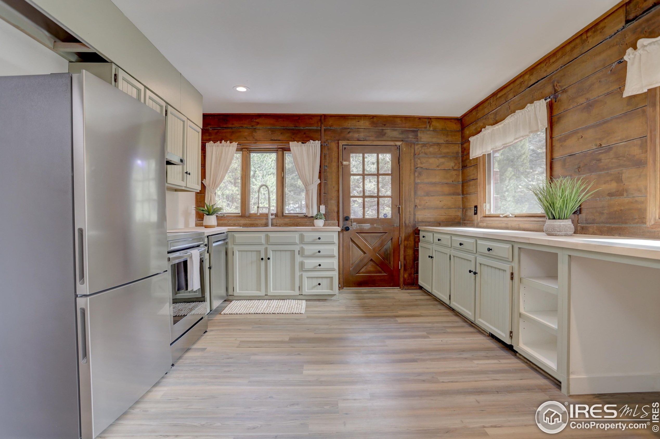 601 Pika Rd, Boulder CO 80302-9517 exterior