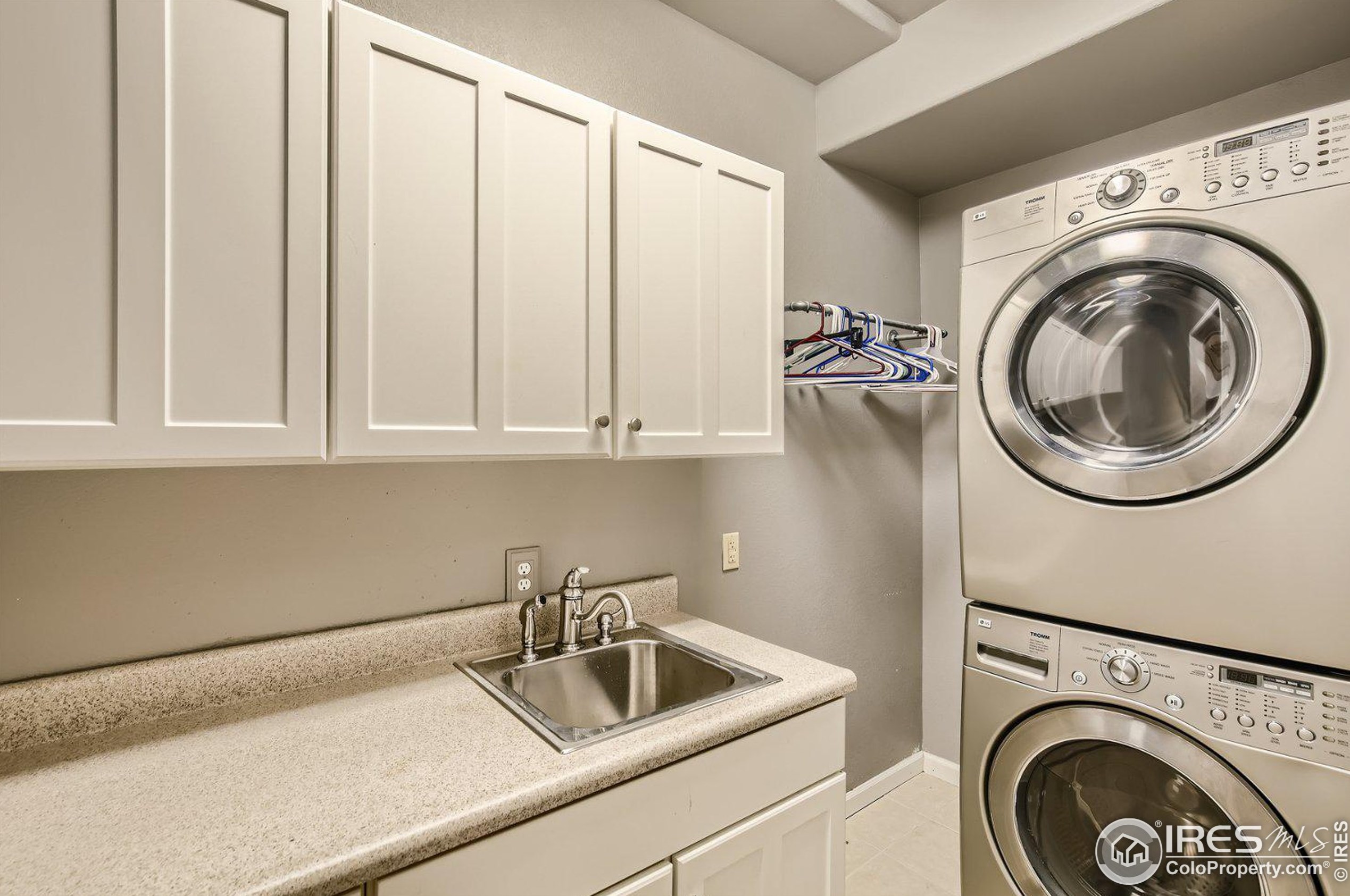 2838 Des Moines Dr, Fort Collins CO  80525-6684 exterior