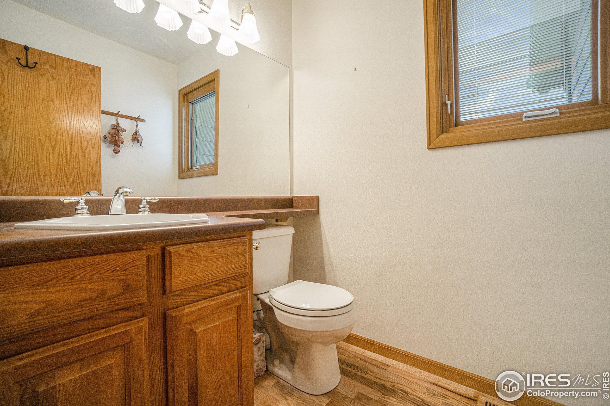 1386 Raven Cir, Estes Park CO 80517-9428 exterior