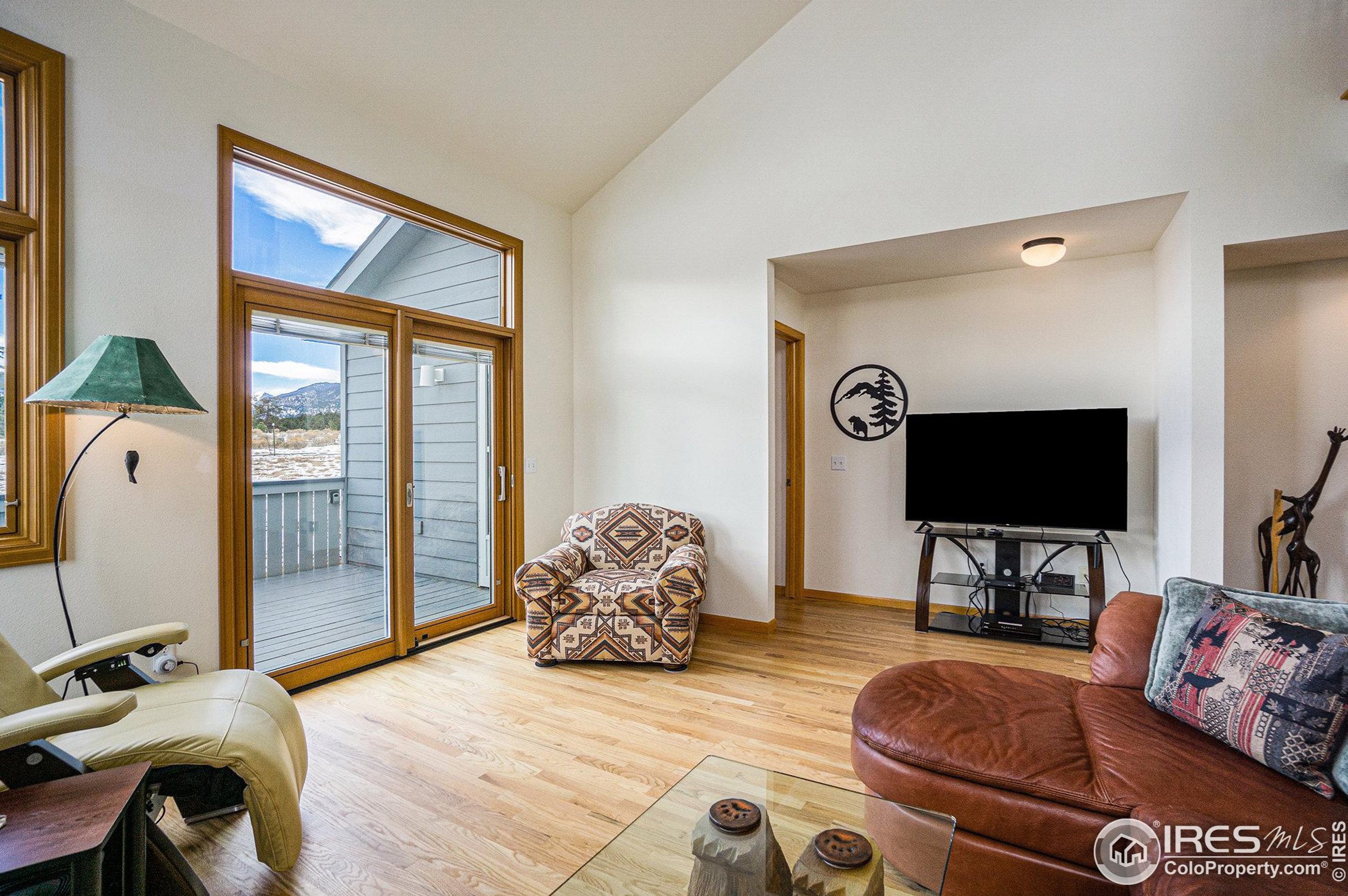 1386 Raven Cir, Estes Park CO 80517-9428 exterior