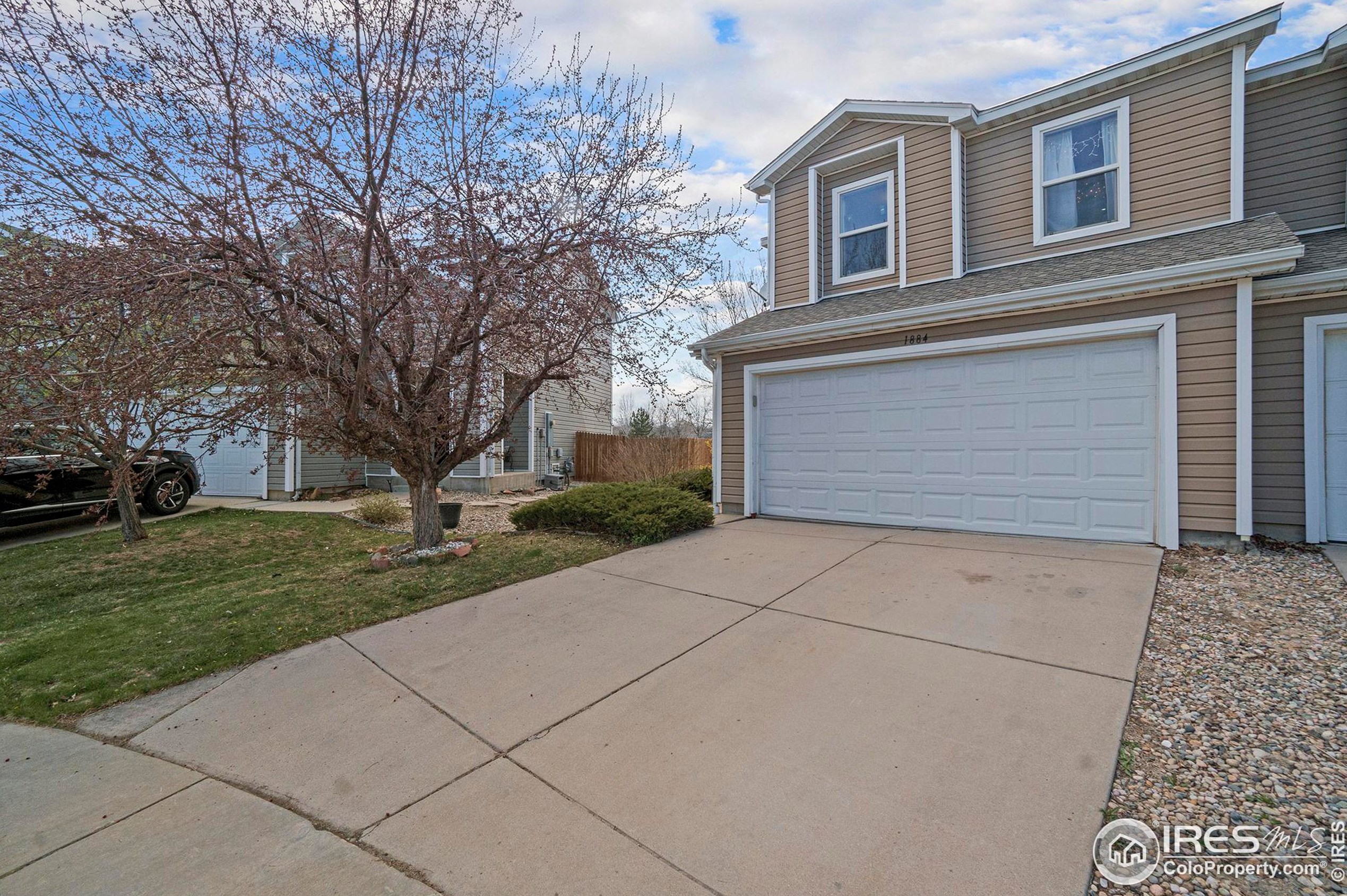 1884 Dove Creek Cir, Loveland CO  80538-5399 exterior