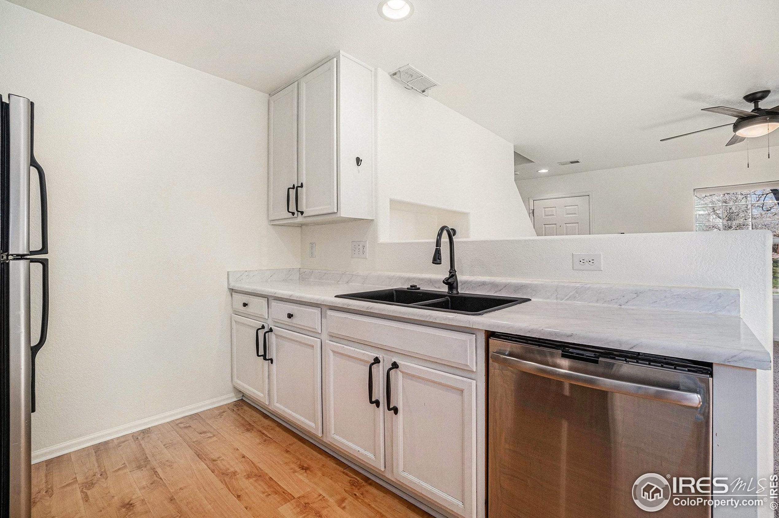 6820 Colony Hills Ln, Fort Collins CO  80525-6987 exterior