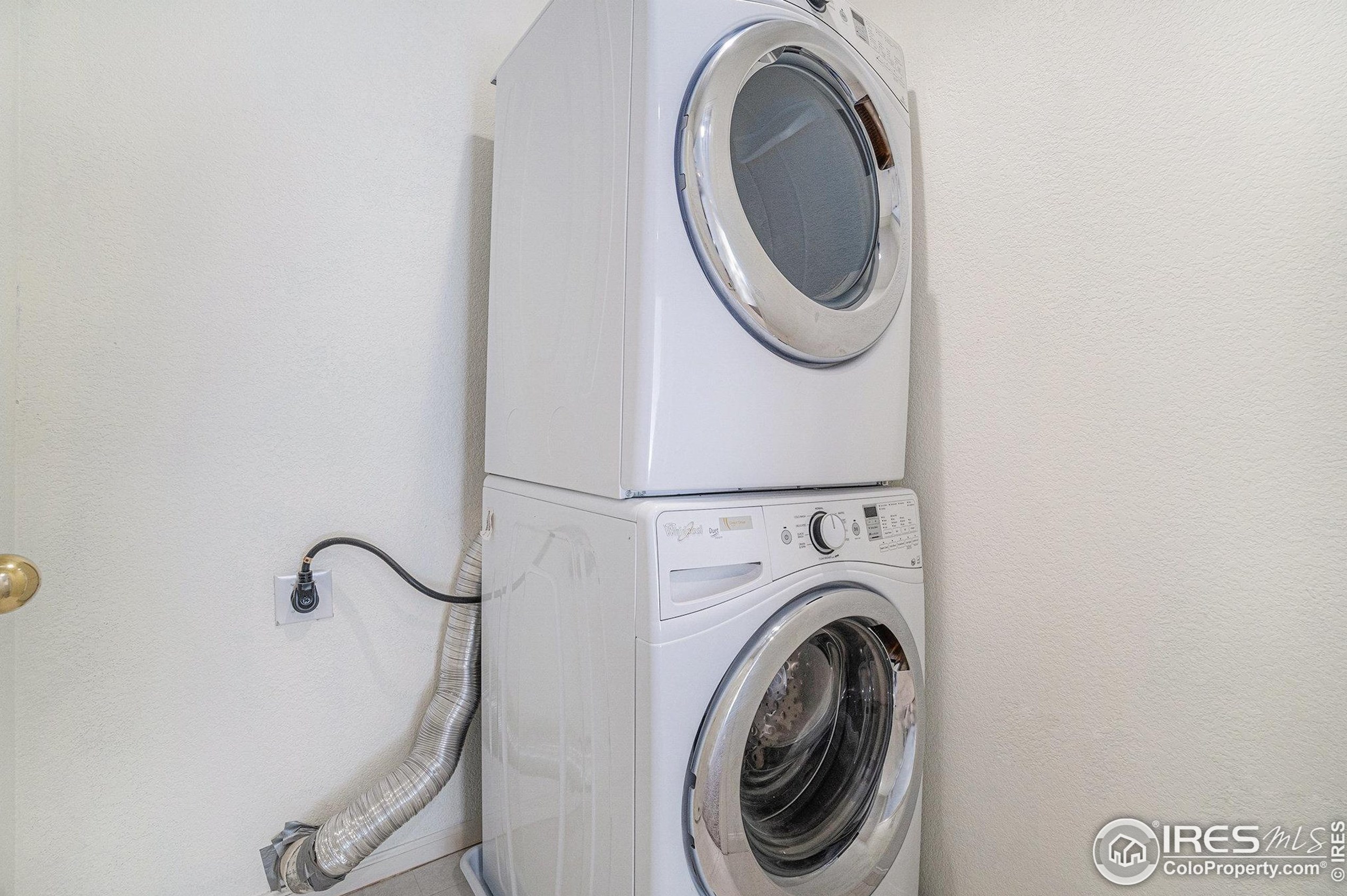 6820 Colony Hills Ln, Fort Collins CO  80525-6987 exterior