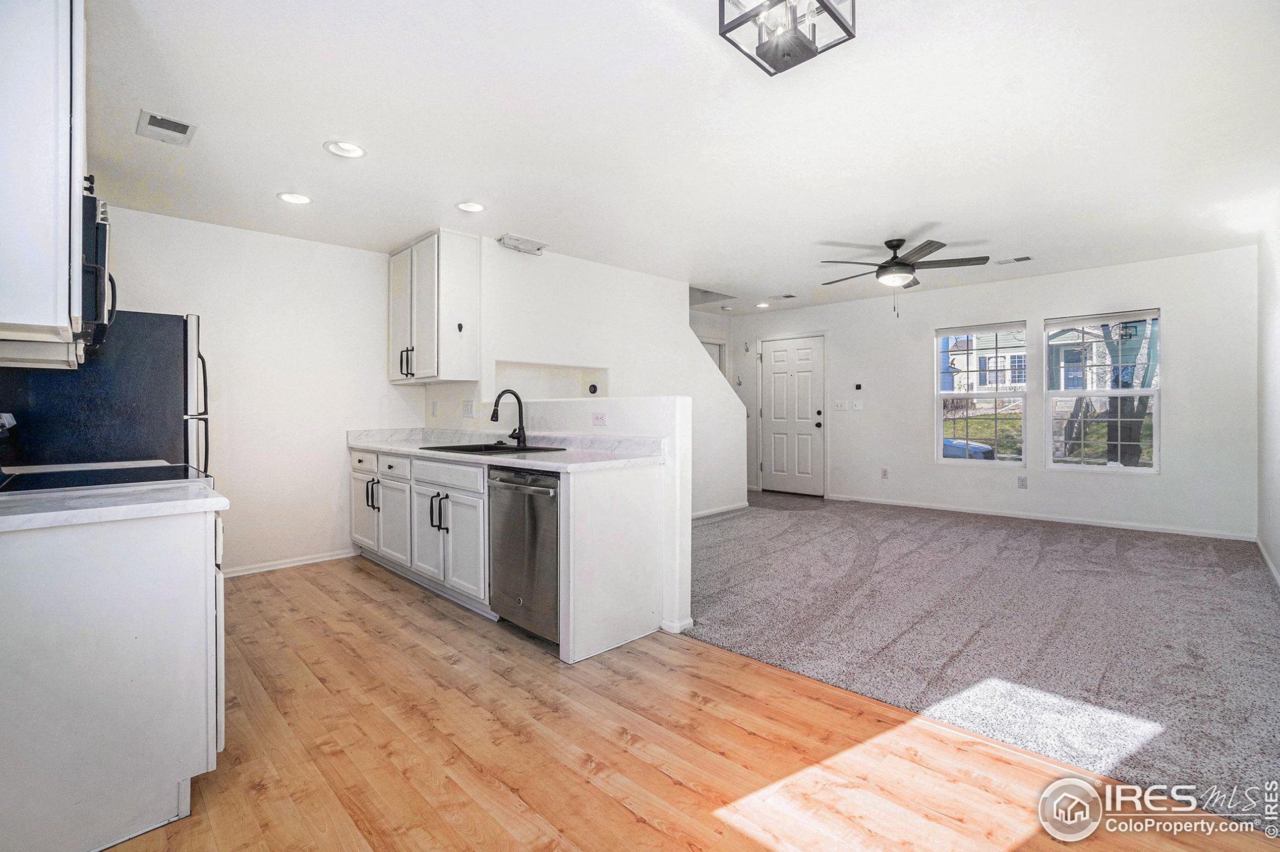 6820 Colony Hills Ln, Fort Collins CO  80525-6987 exterior