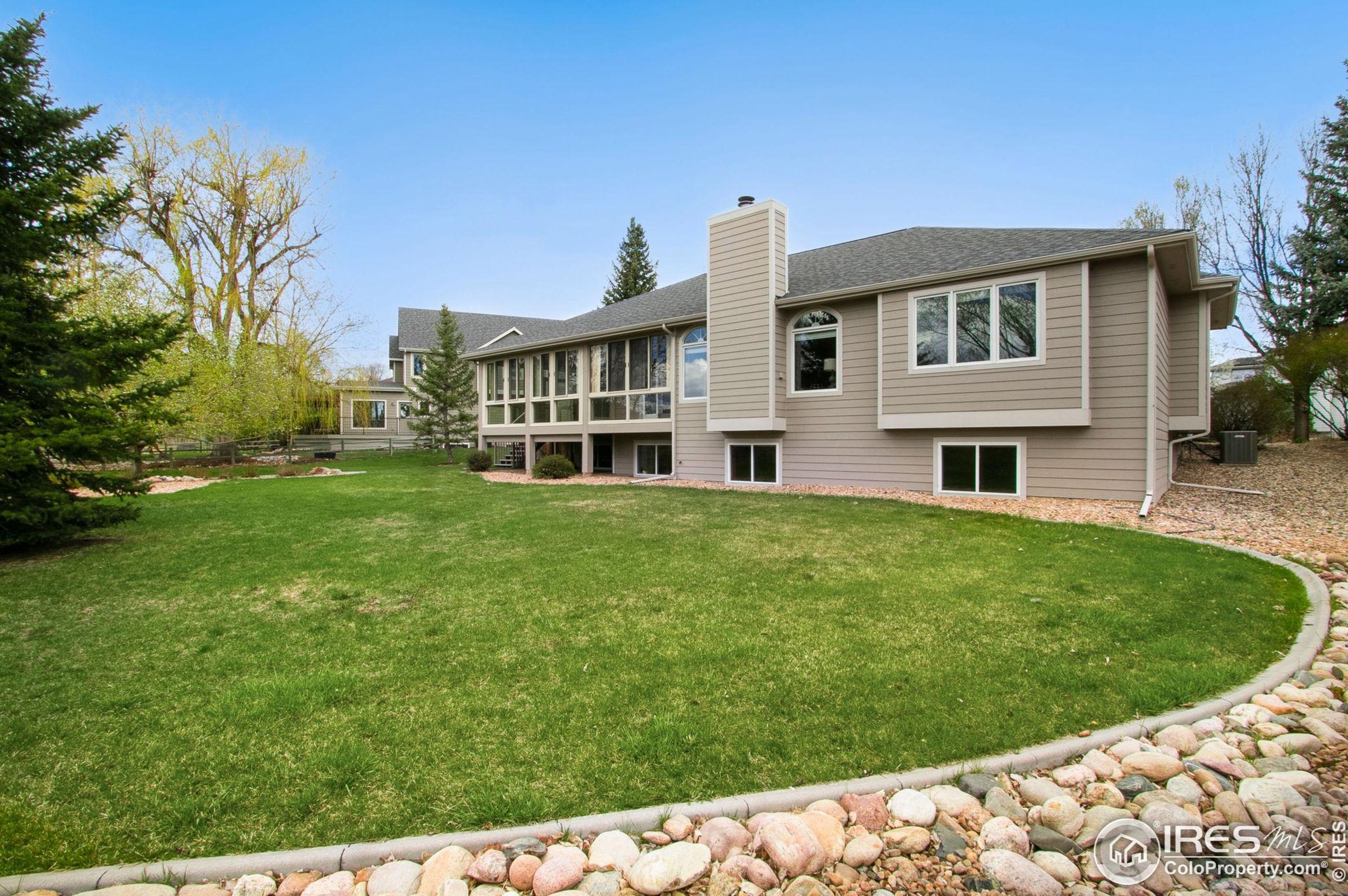 2625 Mckeag Dr, Fort Collins CO  80526-2100 exterior