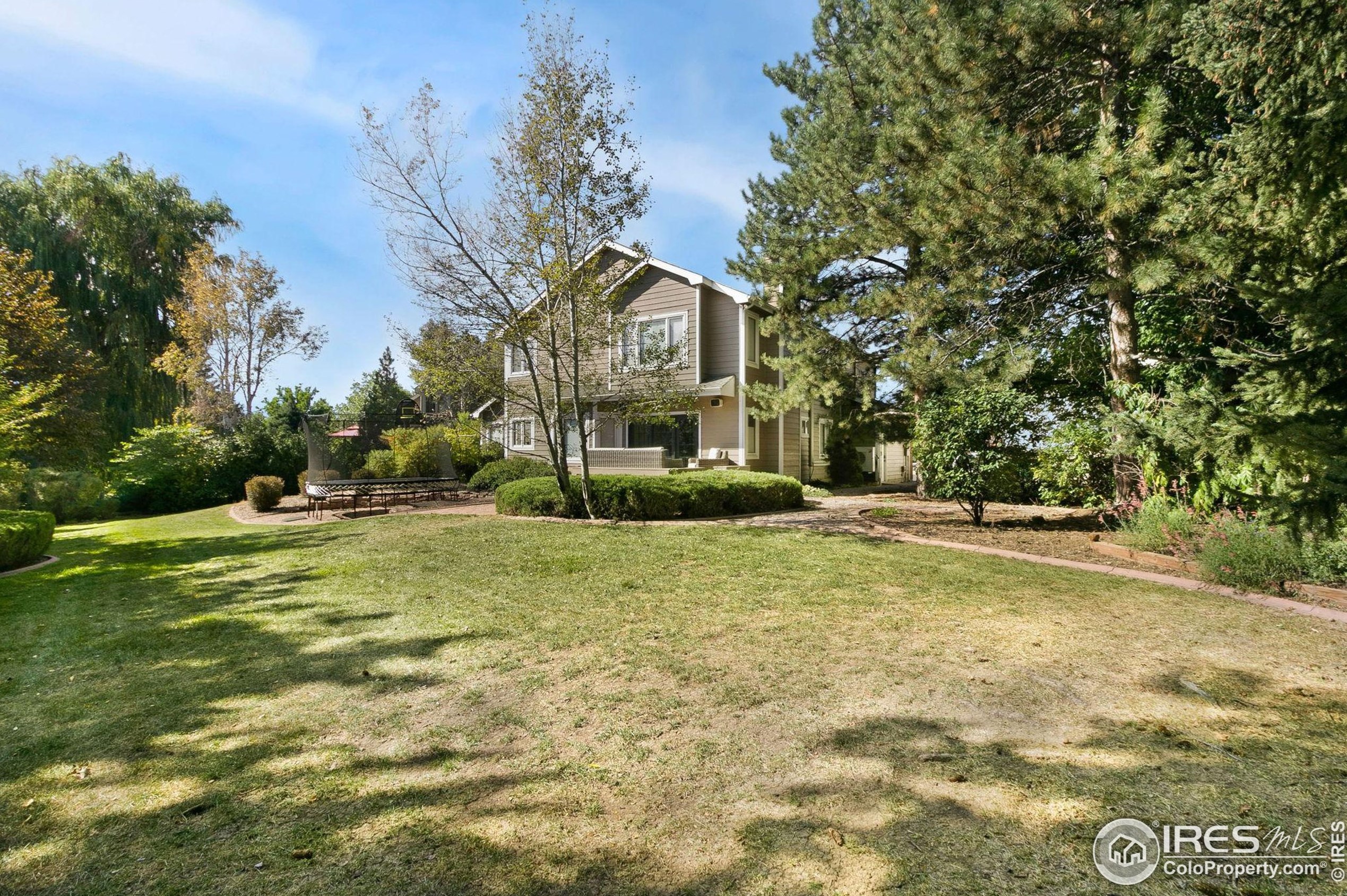 604 Hinsdale Ct, Fort Collins CO  80526-3933 exterior