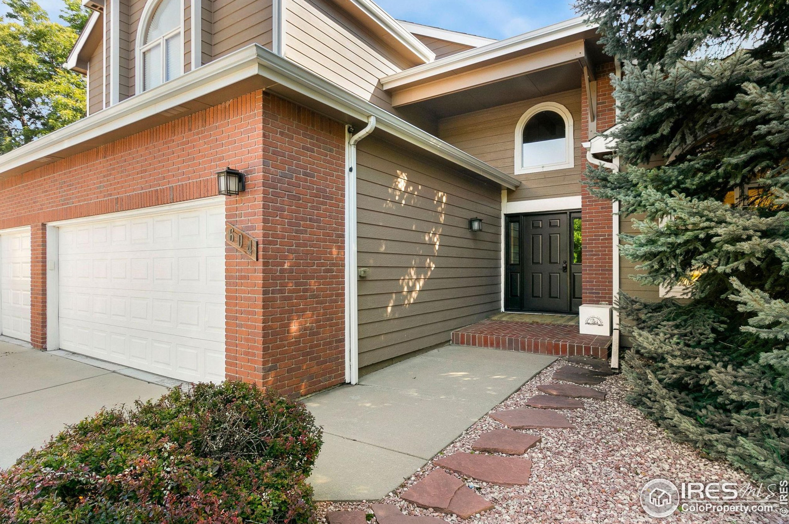 604 Hinsdale Ct, Fort Collins CO  80526-3933 exterior
