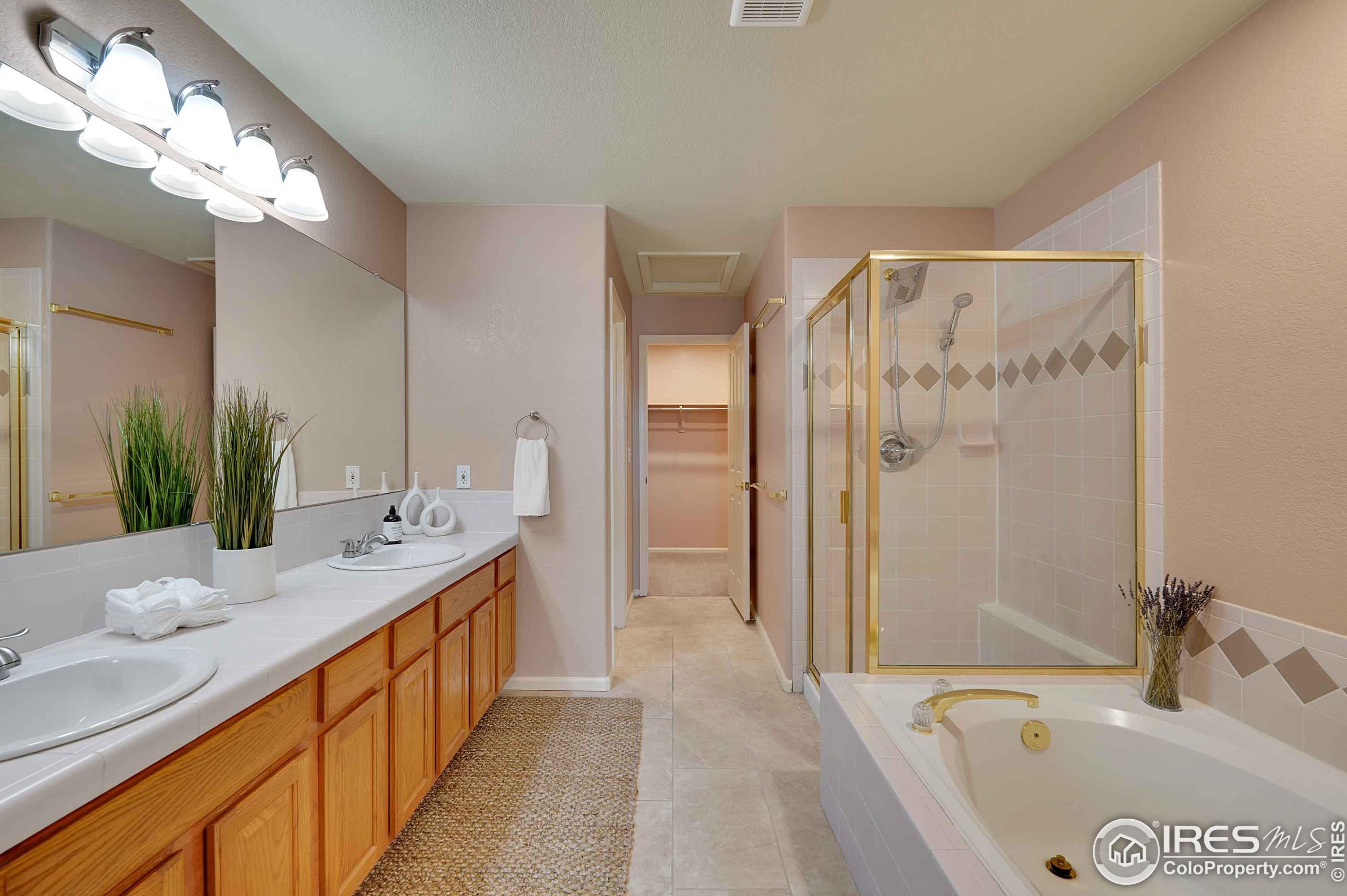 9617 Independence Dr, Westminster CO  80021-6843 exterior