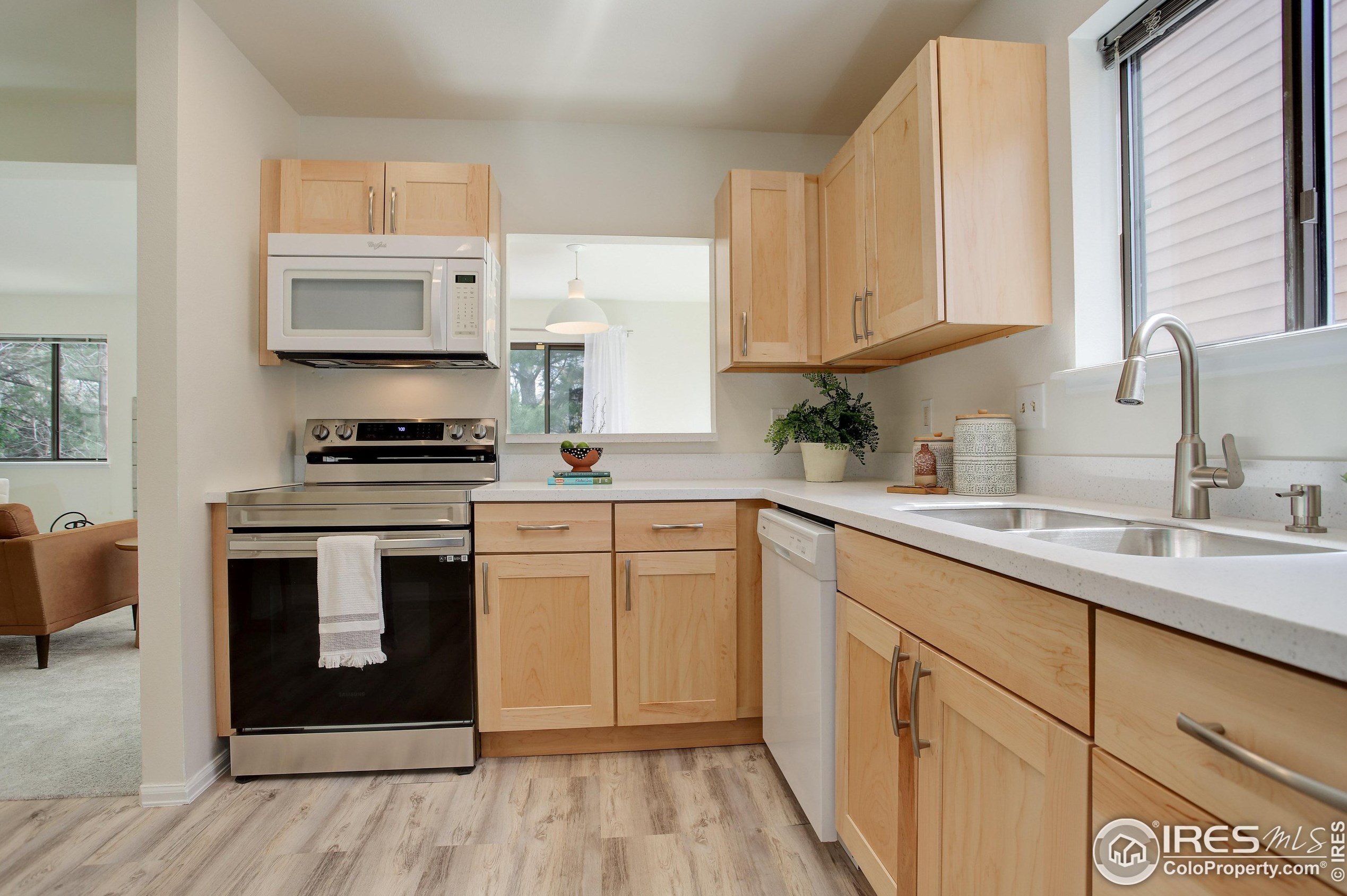 66 Genesee Ct, Boulder CO  80303-4426 exterior