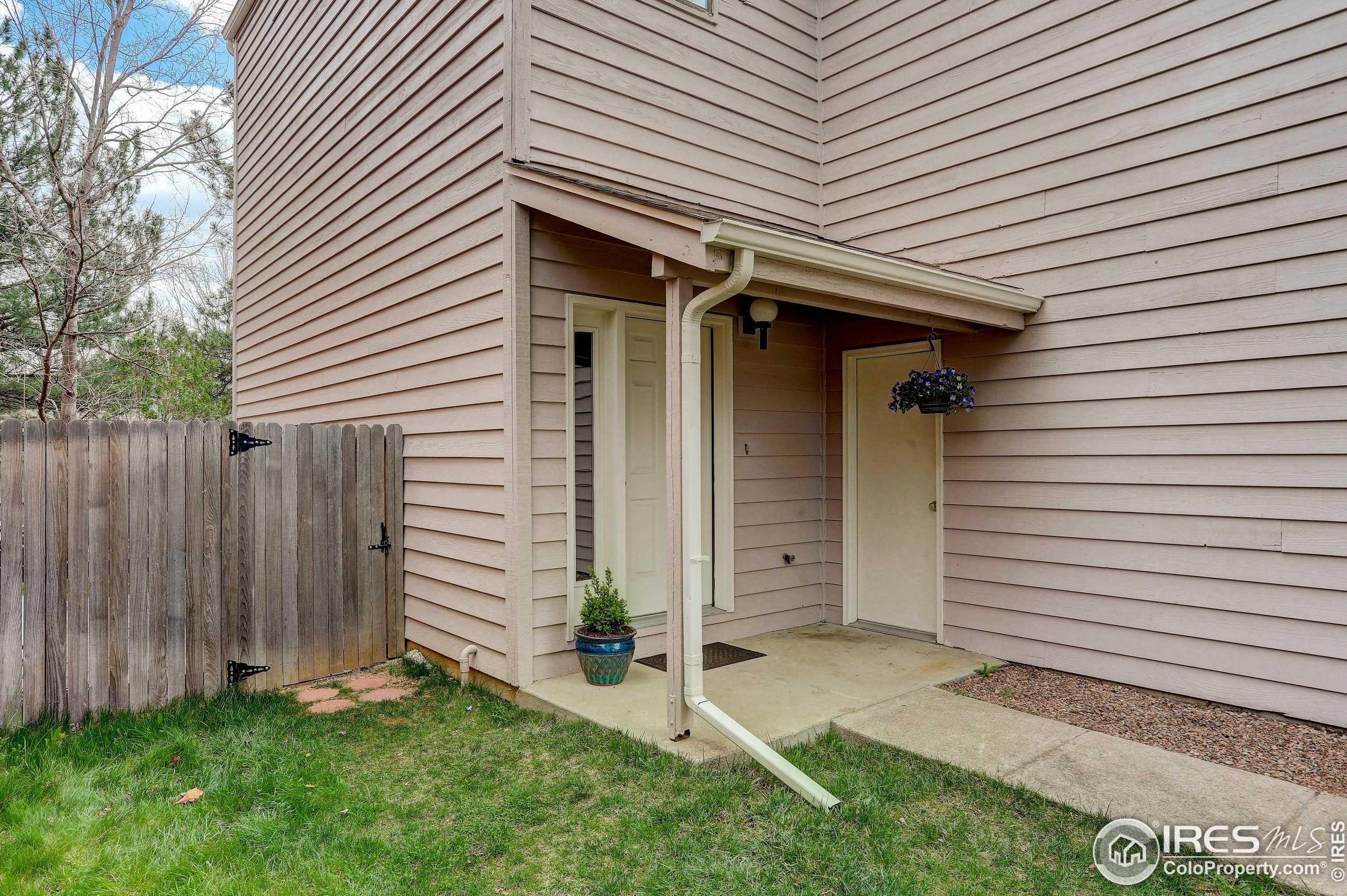 66 Genesee Ct, Boulder CO  80303-4426 exterior
