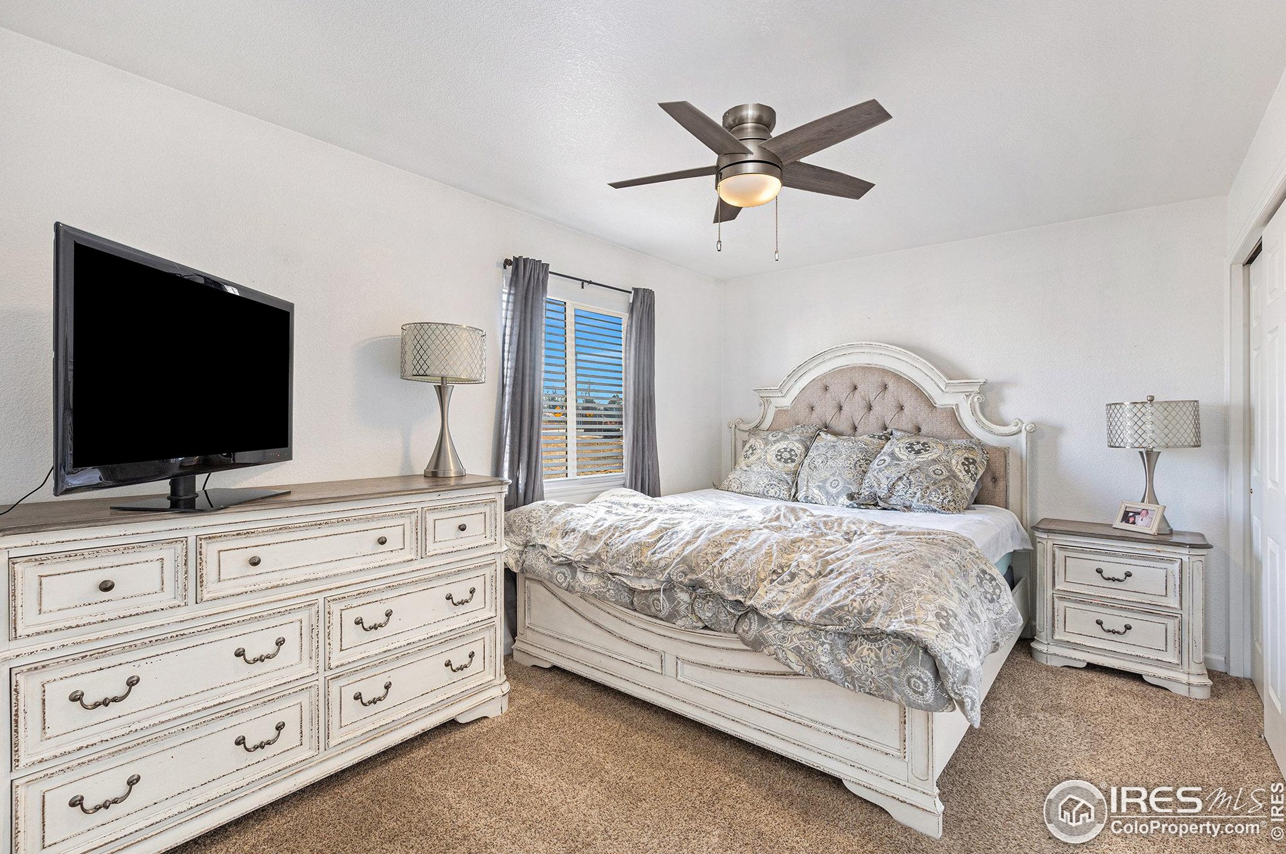127 Calabria Dr, Fort Collins CO  80550-6003 exterior