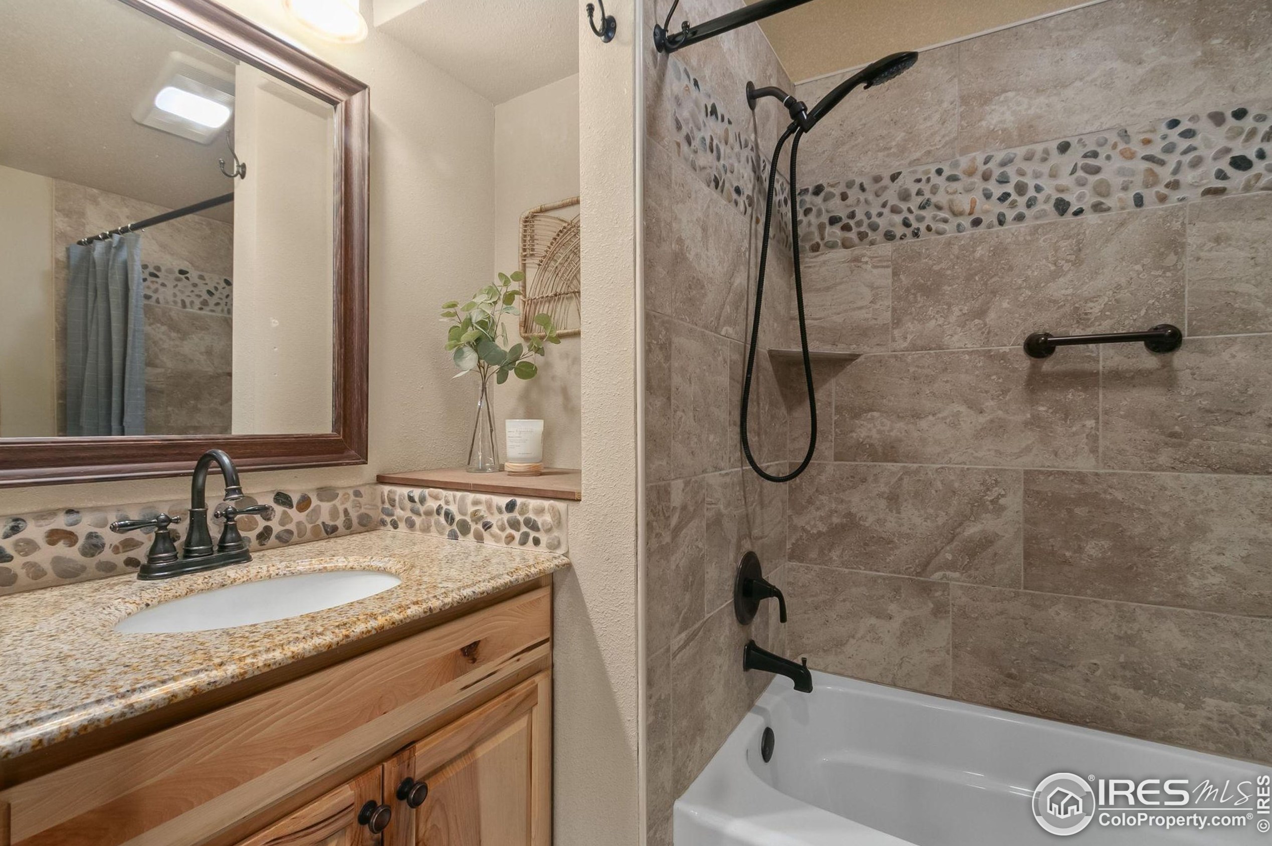 1514 Us Highway 34, Loveland CO 80537-9787 exterior