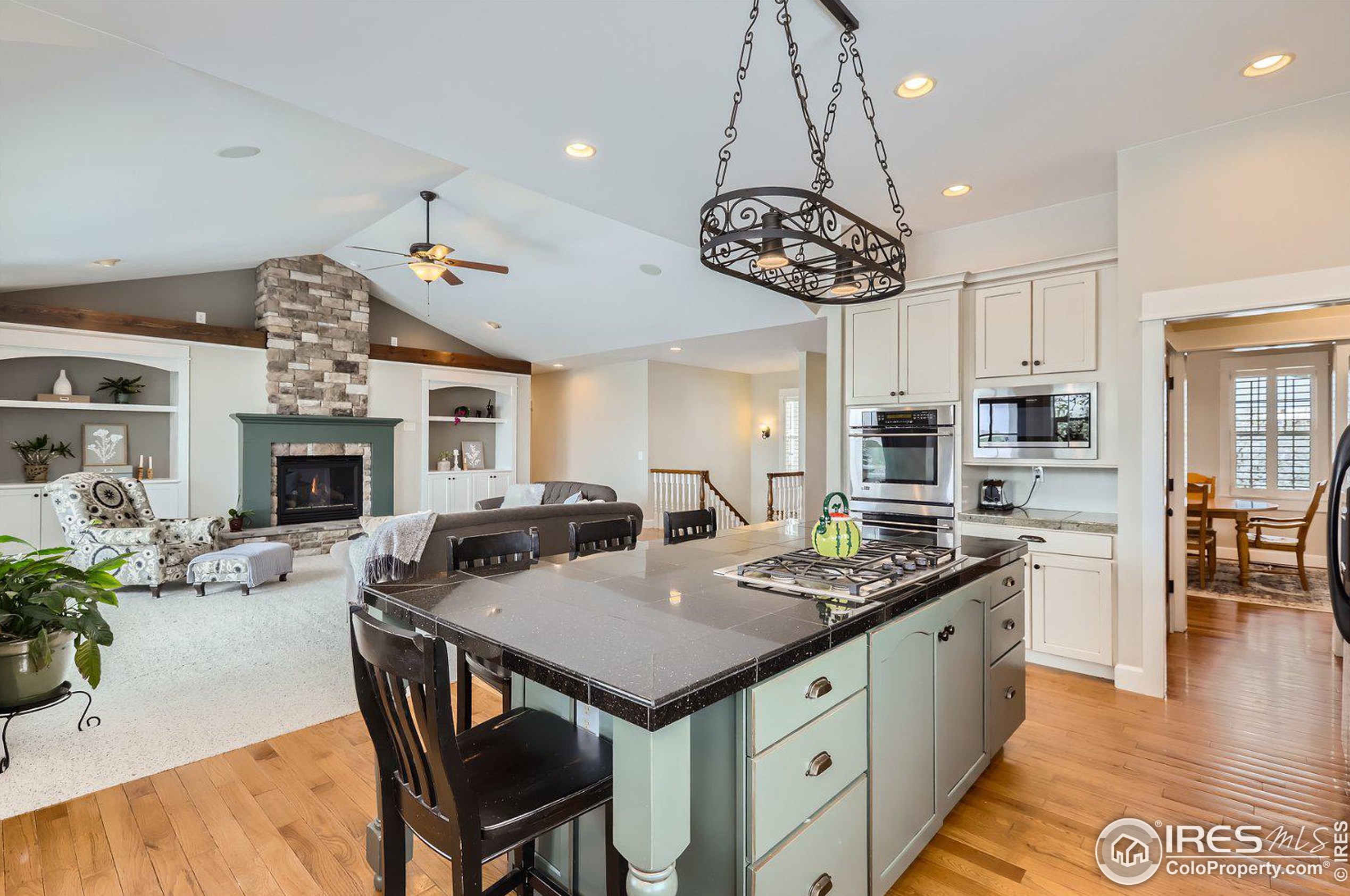 1283 Hilltop Cir, Fort Collins CO  80550-3336 exterior
