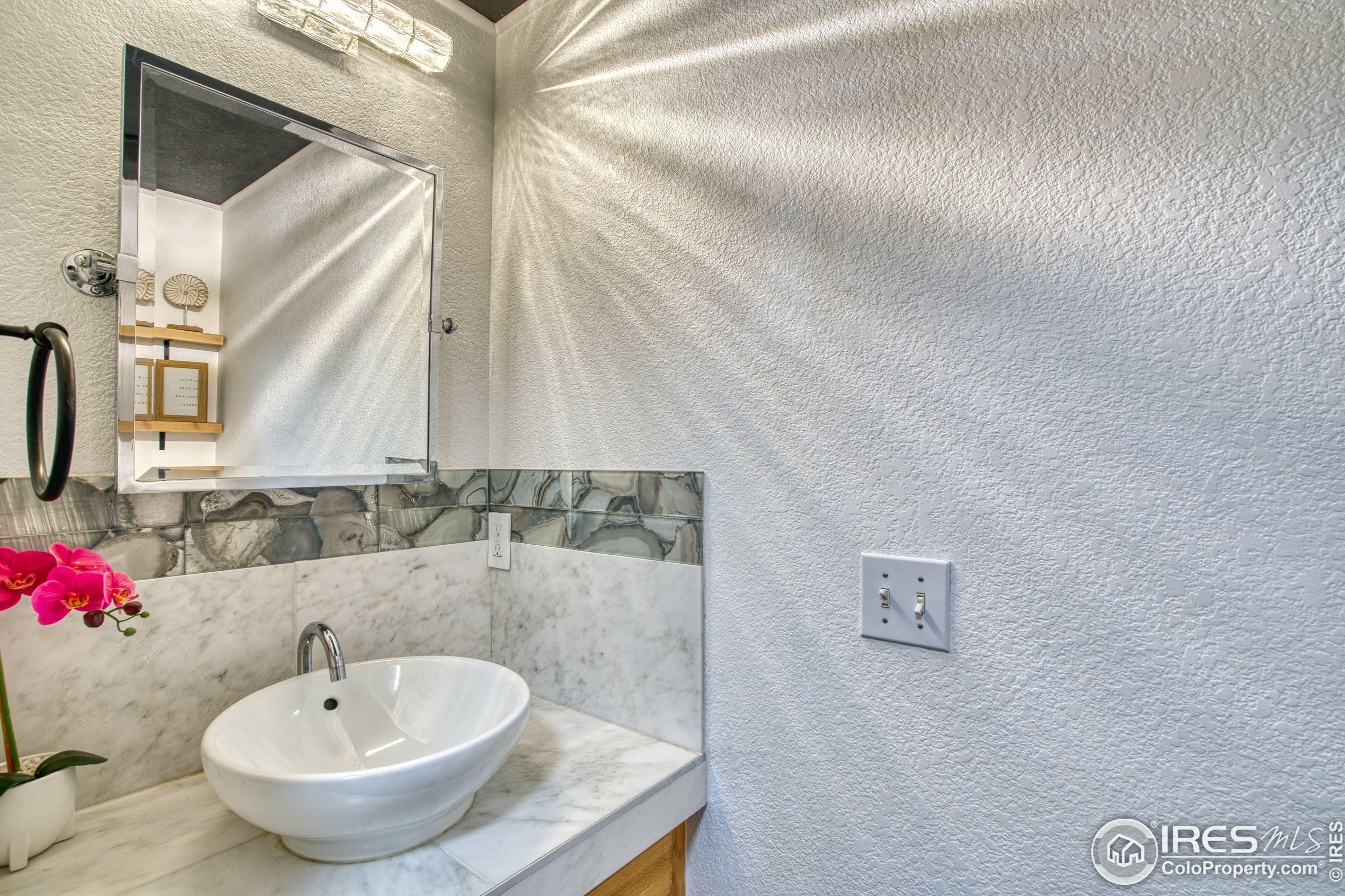 356 Sycamore Ave, Eaton CO 80615-9070 exterior