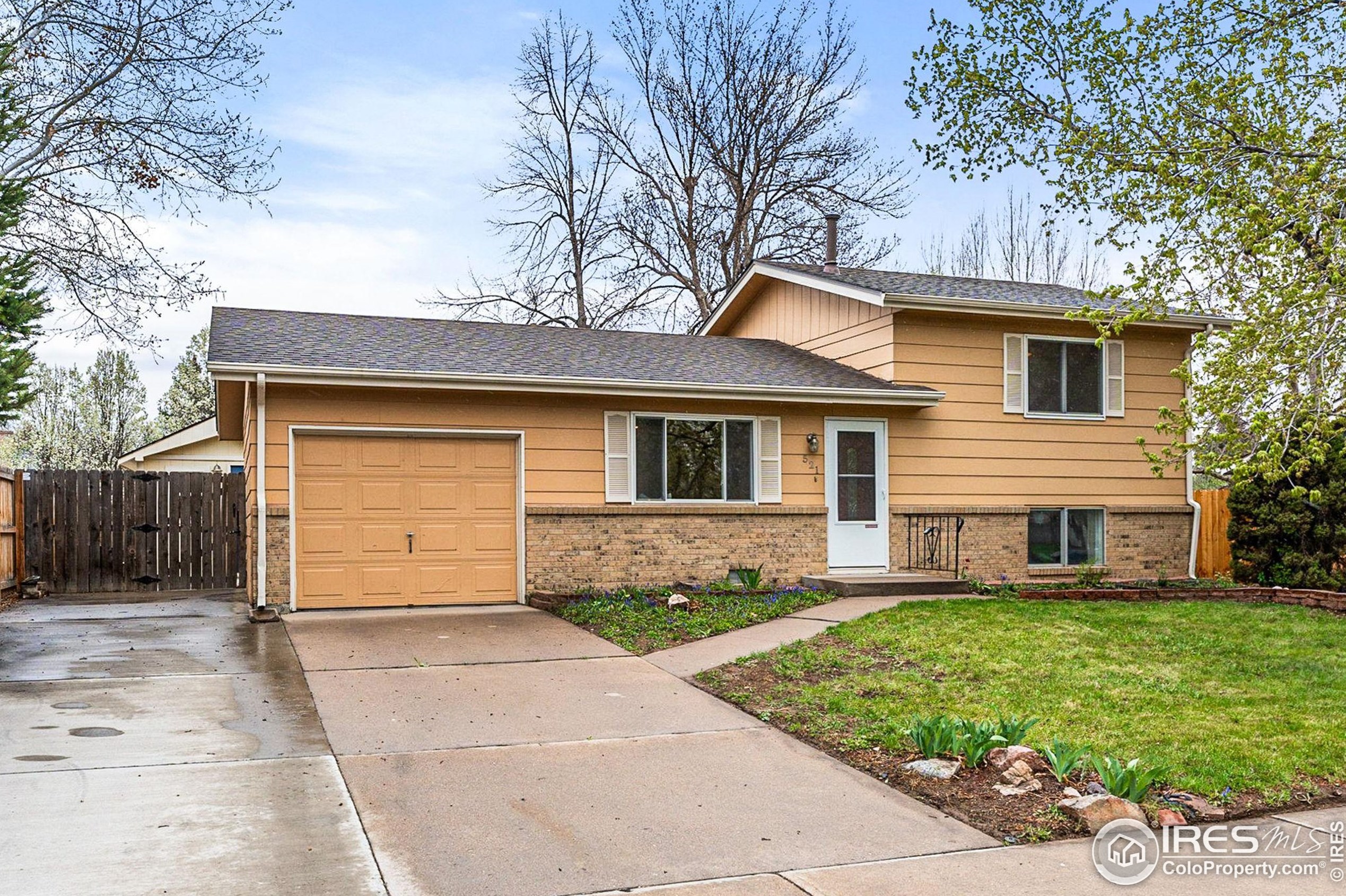 521 10th St, Fort Collins CO  80550-4825 exterior