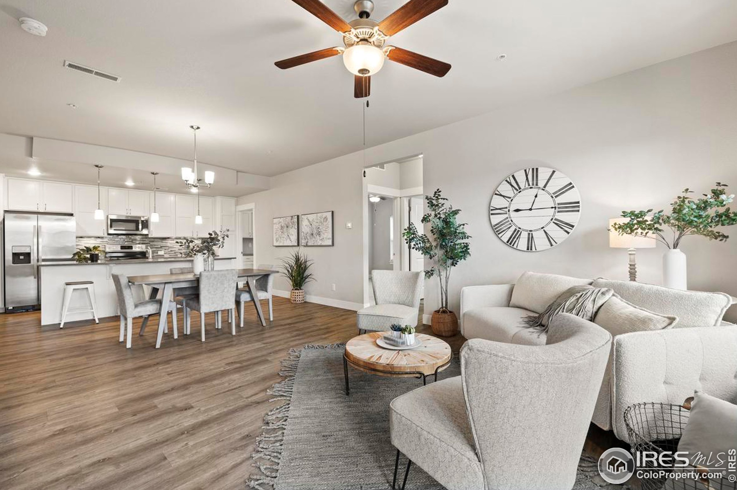 4642 Hahns Peak Dr, Loveland CO 80538-6159 exterior