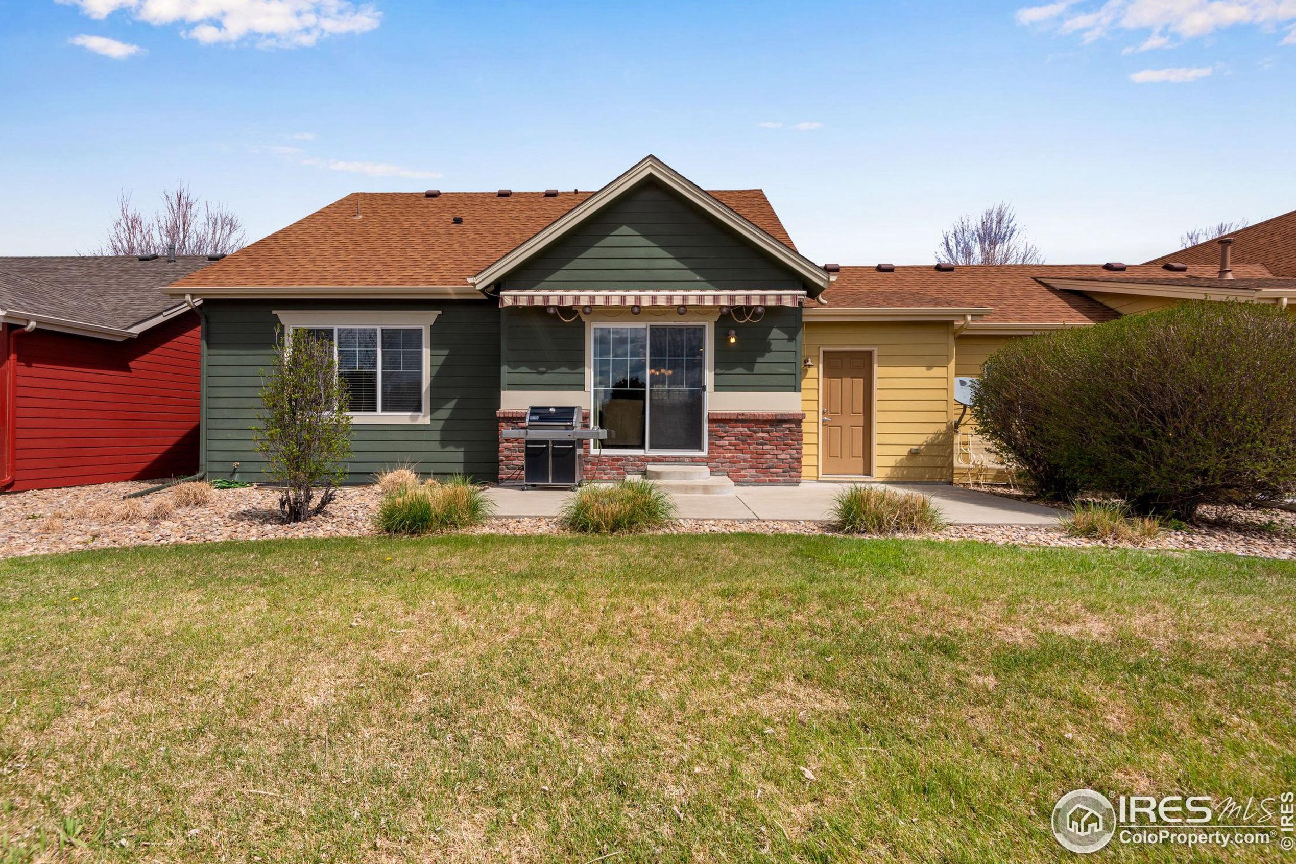 1176 Vlg Cir, Erie CO 80516-7030 exterior