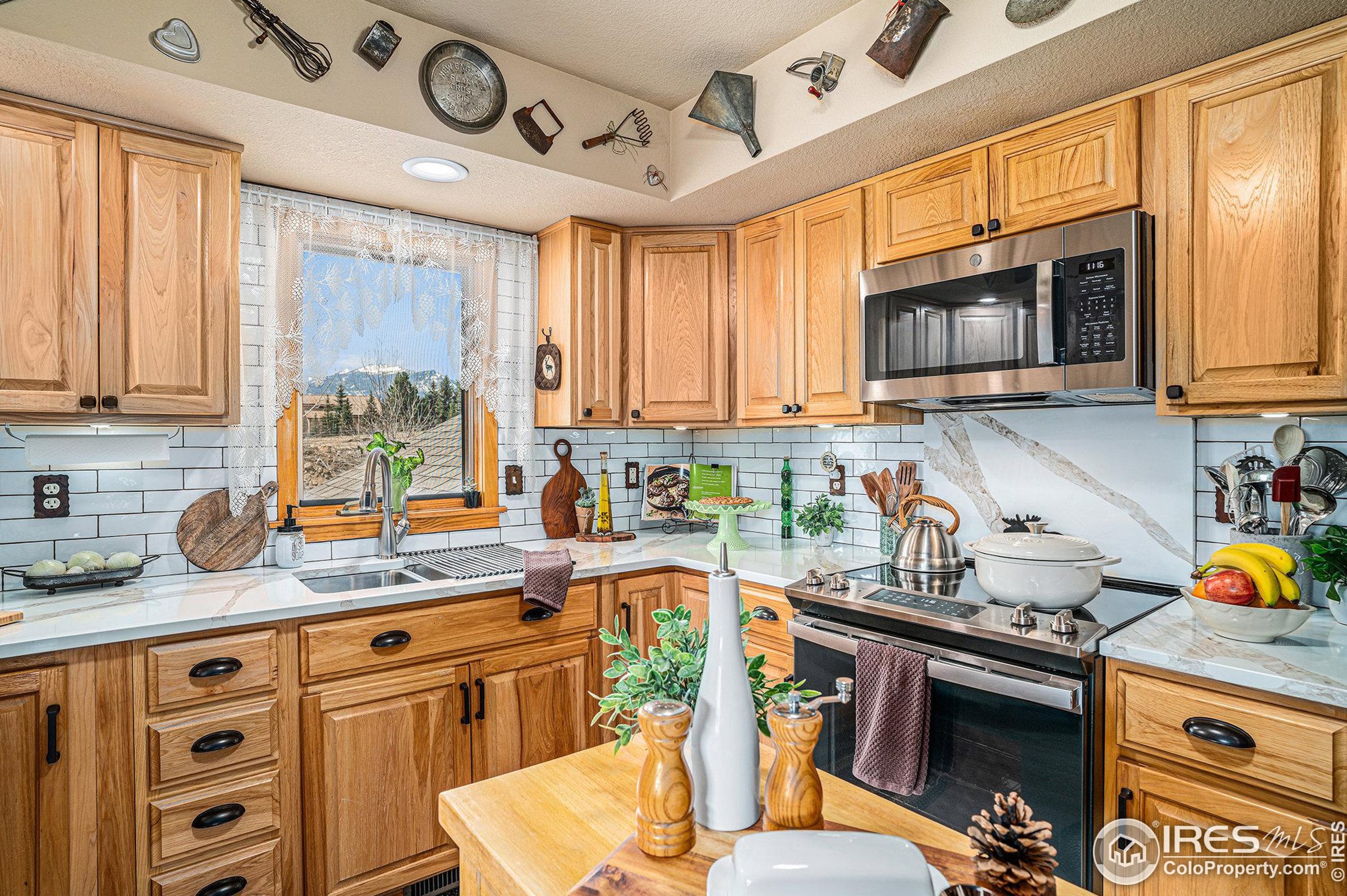 1769 Wildfire Rd, Estes Park CO 80517-9751 exterior