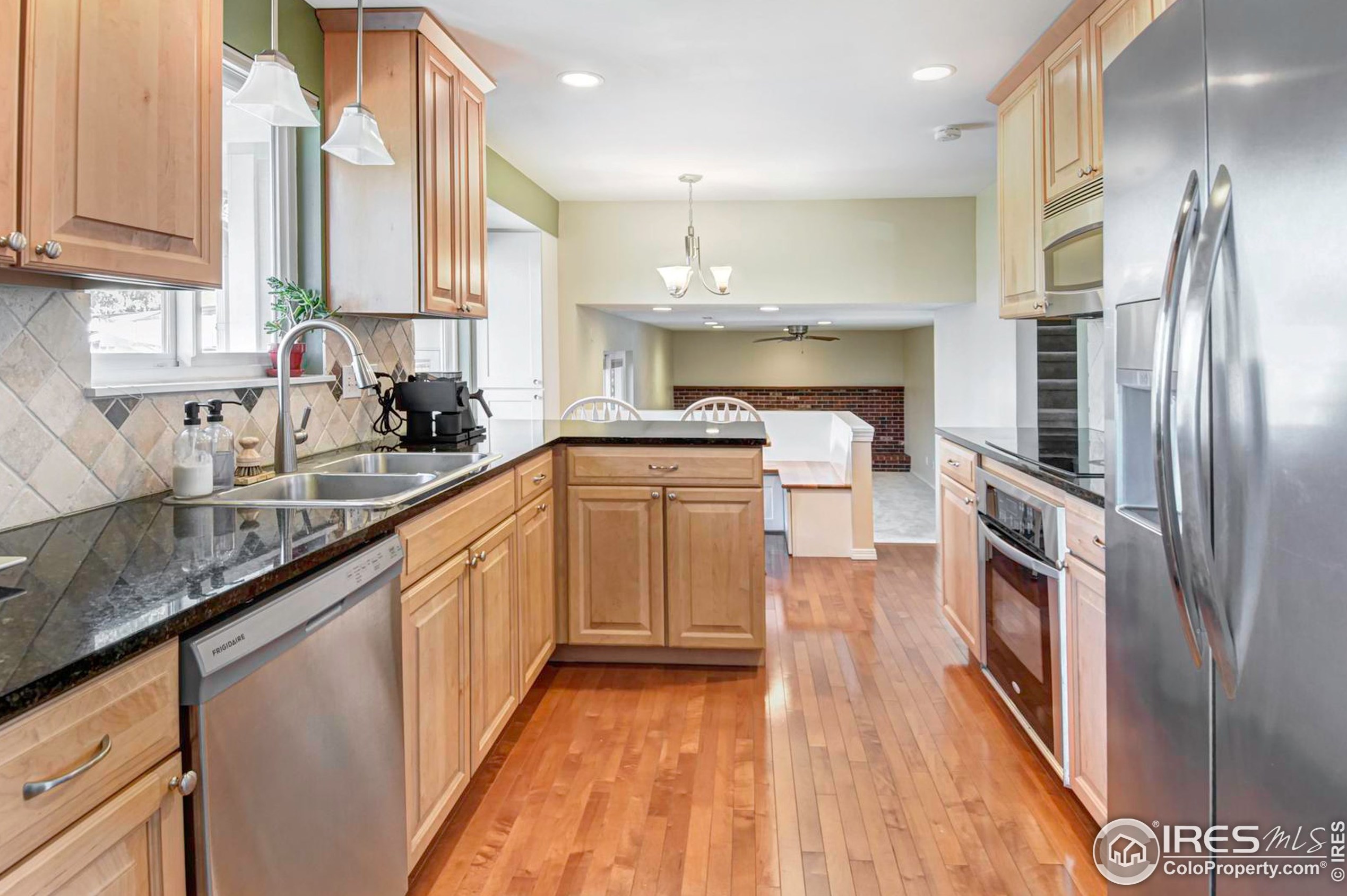 5 Dartmouth Cir, Longmont CO  80503-2209 exterior