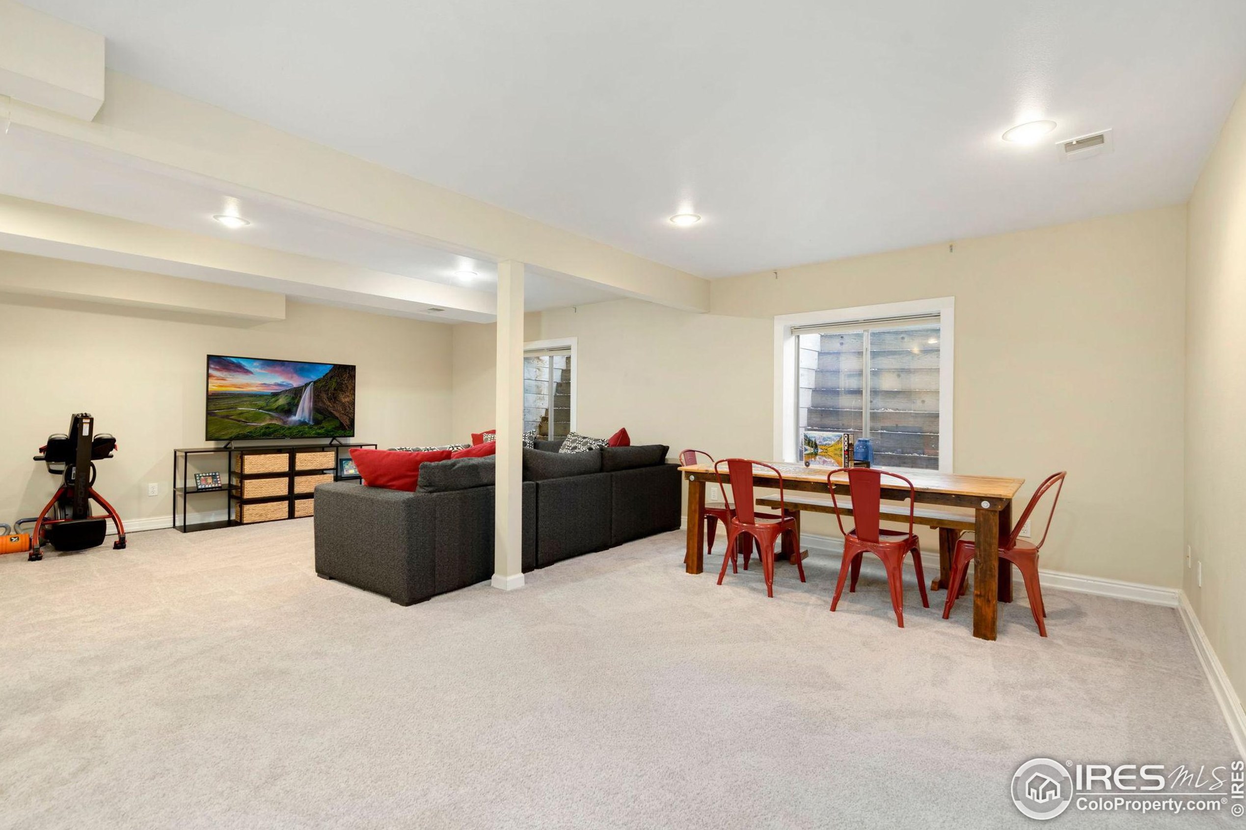 4413 Viewpoint Ct, Fort Collins CO  80526-3313 exterior