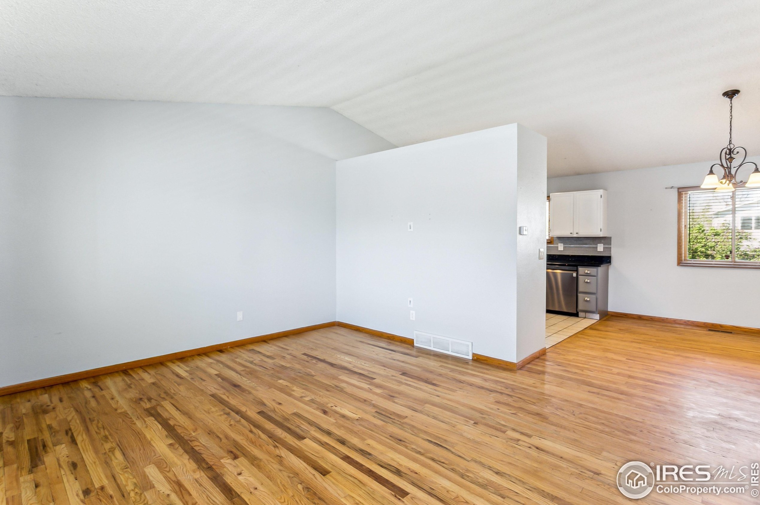 2605 Redbud Dr, Loveland CO  80538-3383 exterior