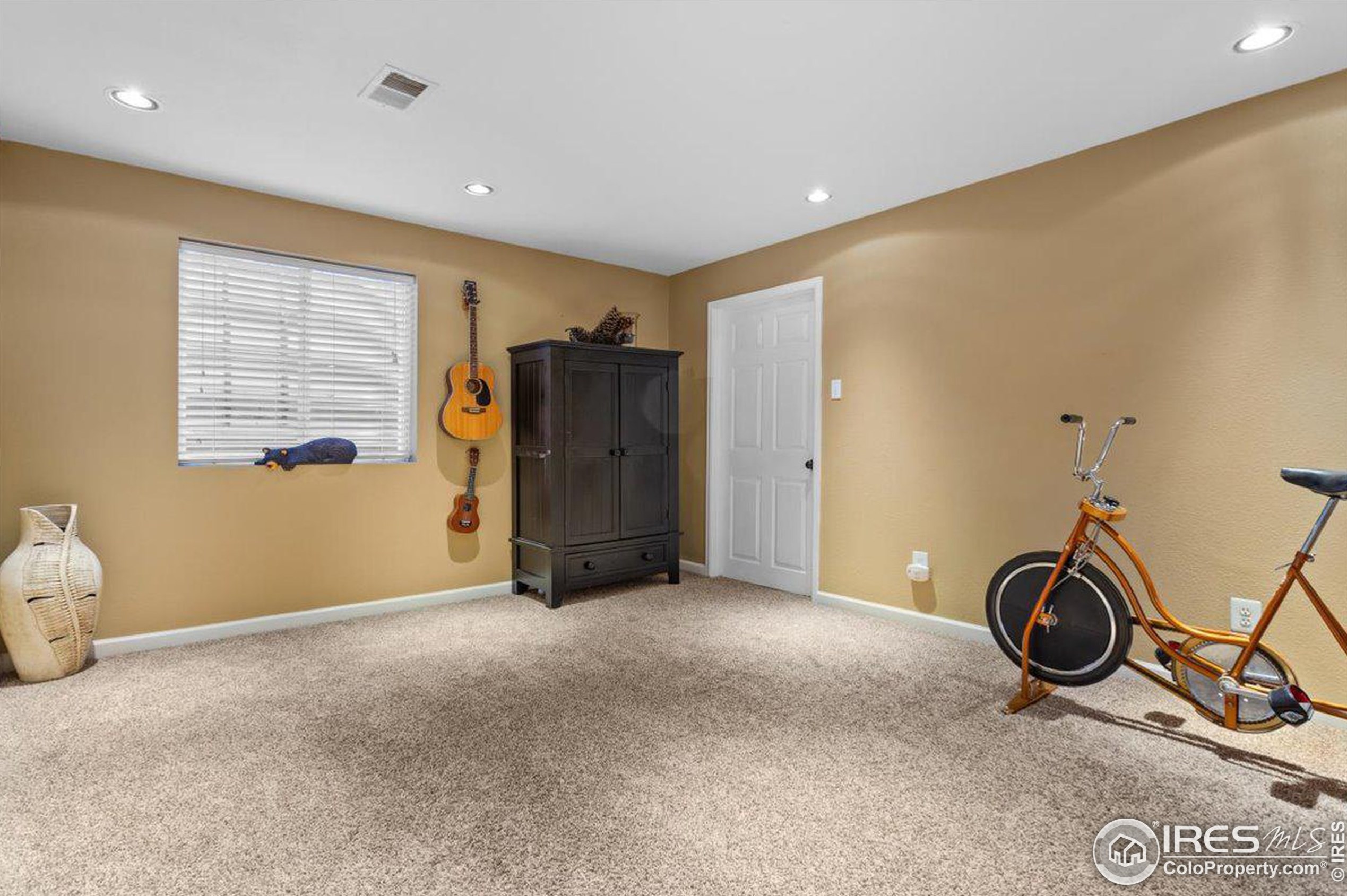 879 Emerald Dr, Fort Collins CO  80550-5552 exterior