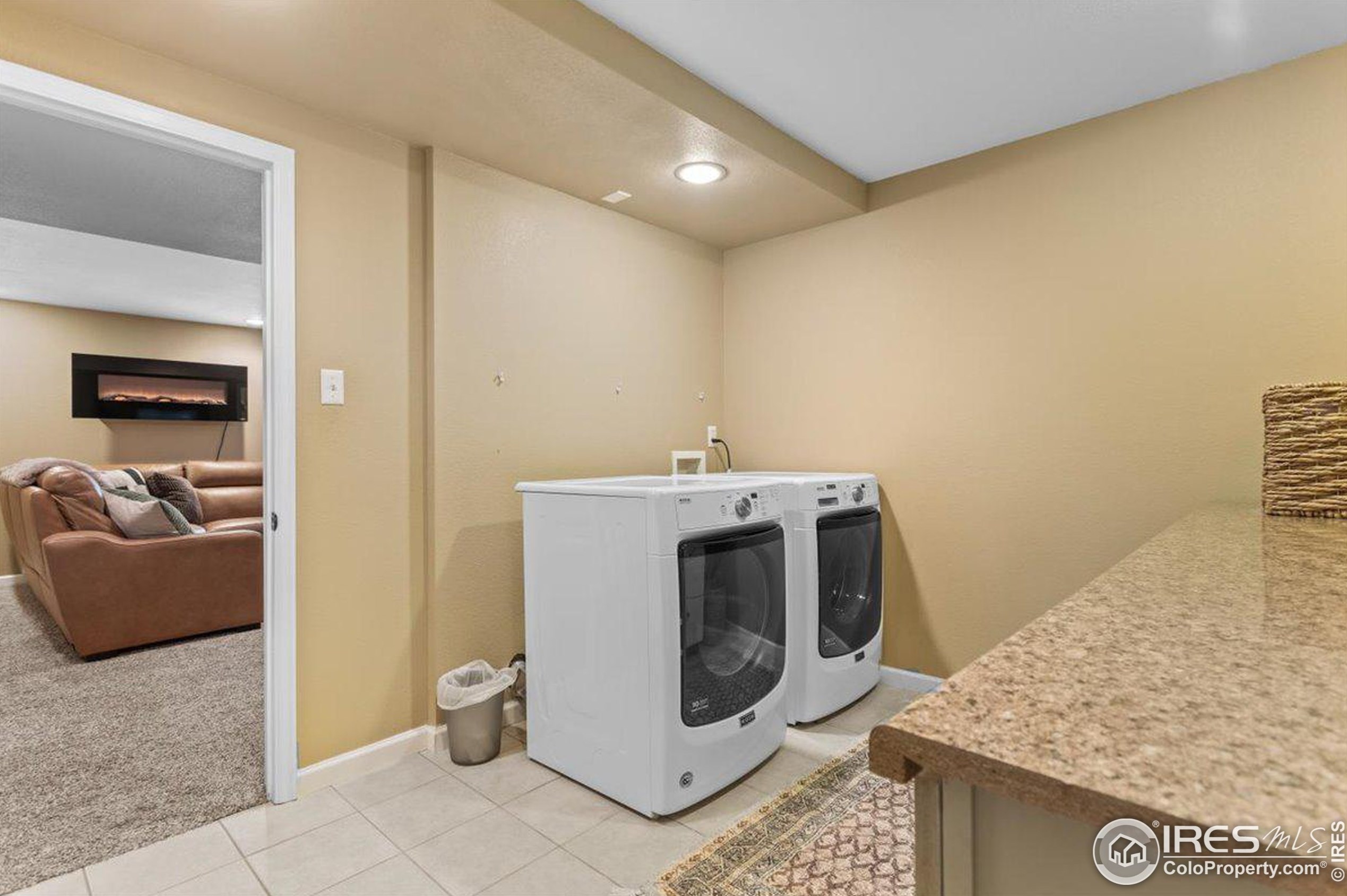 879 Emerald Dr, Fort Collins CO  80550-5552 exterior