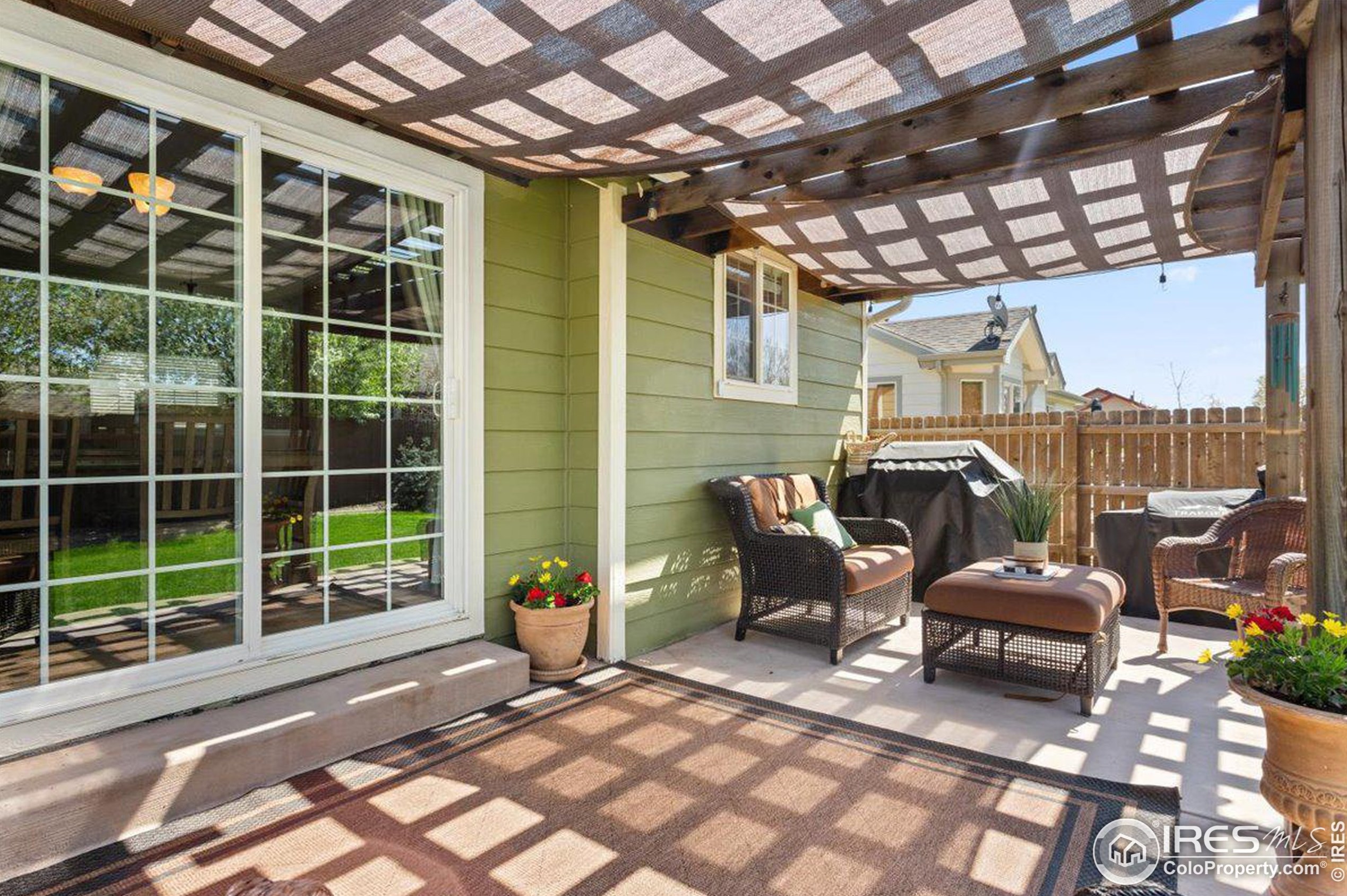 879 Emerald Dr, Fort Collins CO  80550-5552 exterior