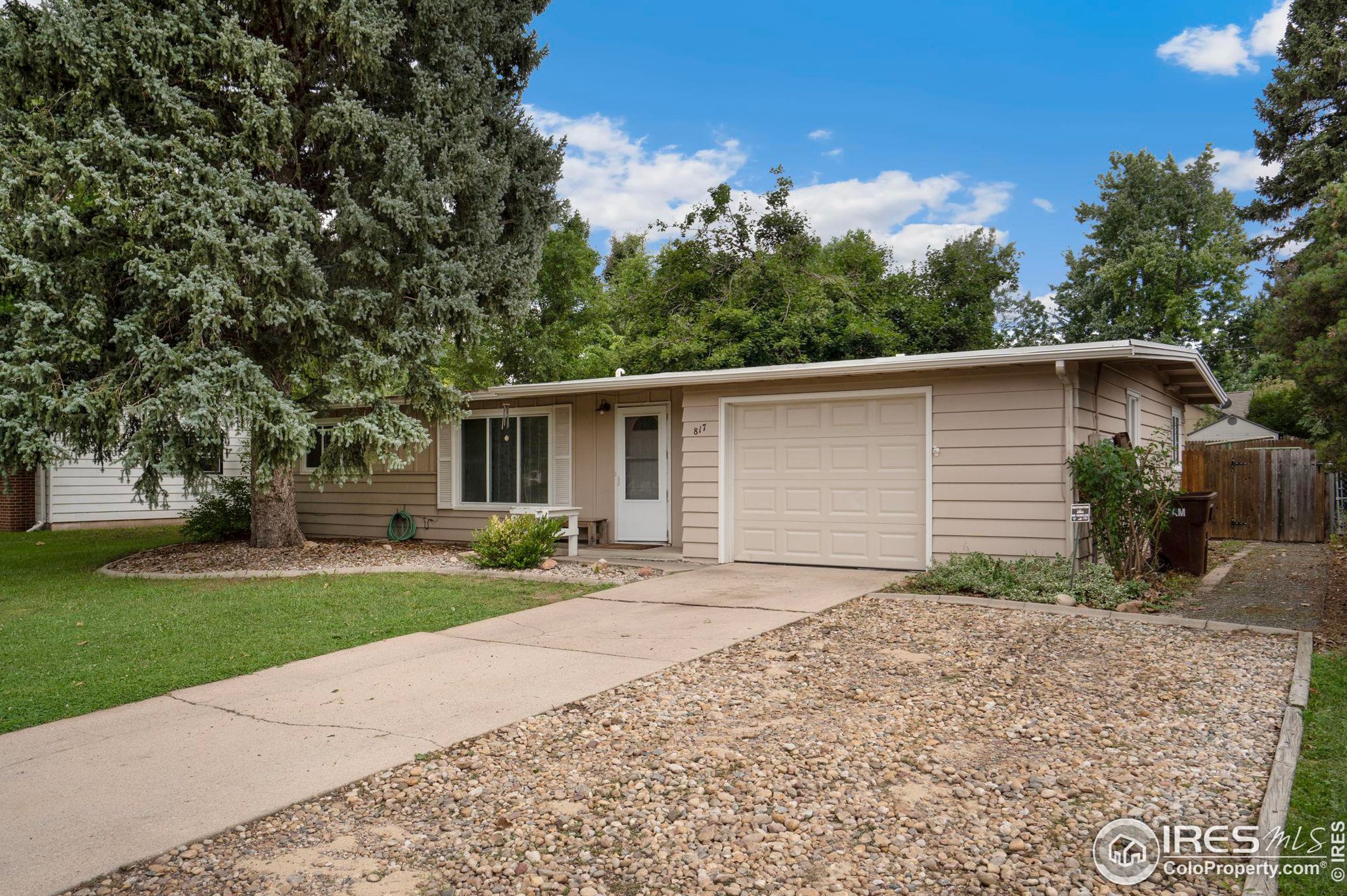 817 Balsam Ln, Fort Collins CO  80526-1901 exterior