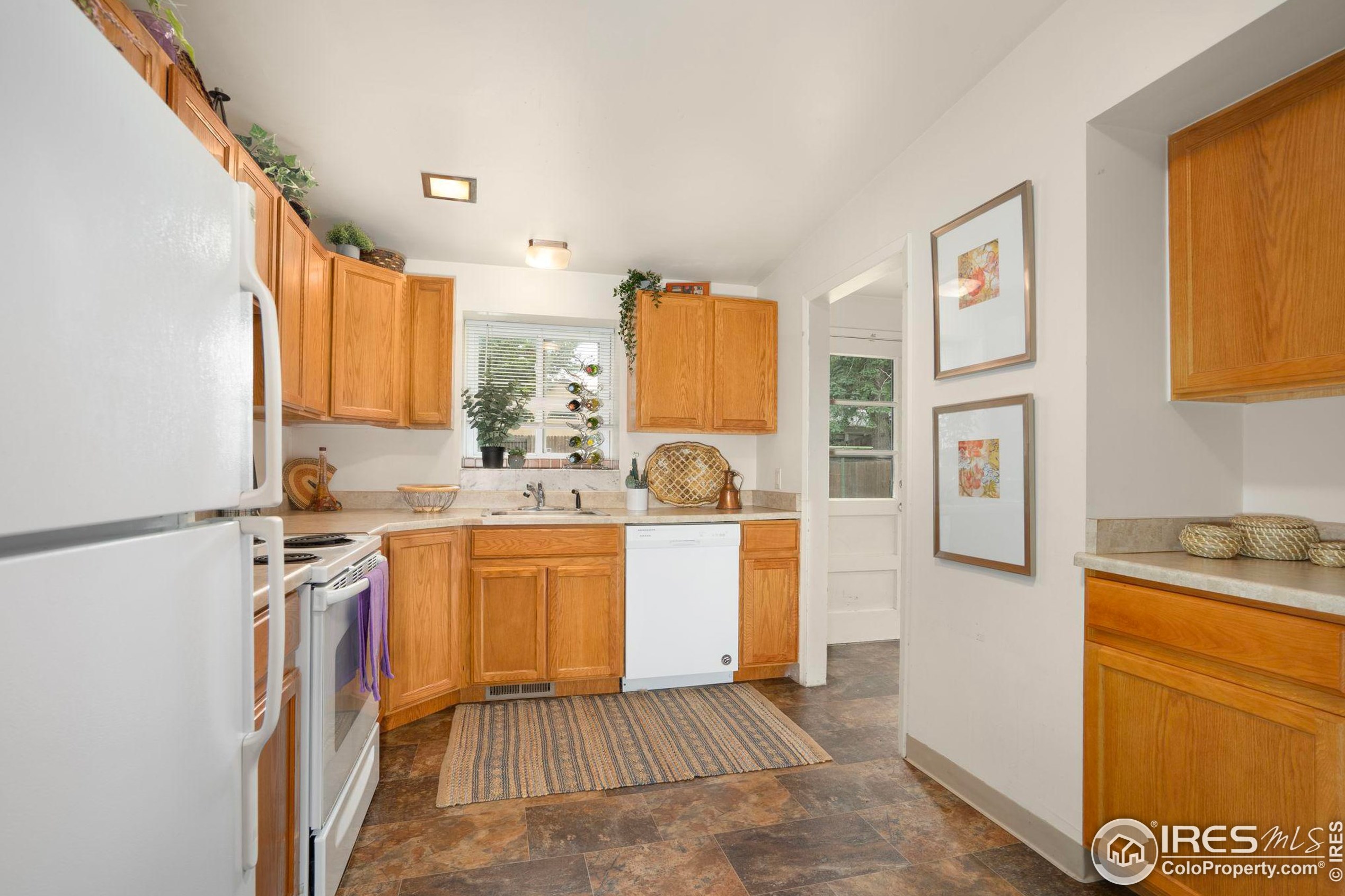 817 Balsam Ln, Fort Collins CO  80526-1901 exterior