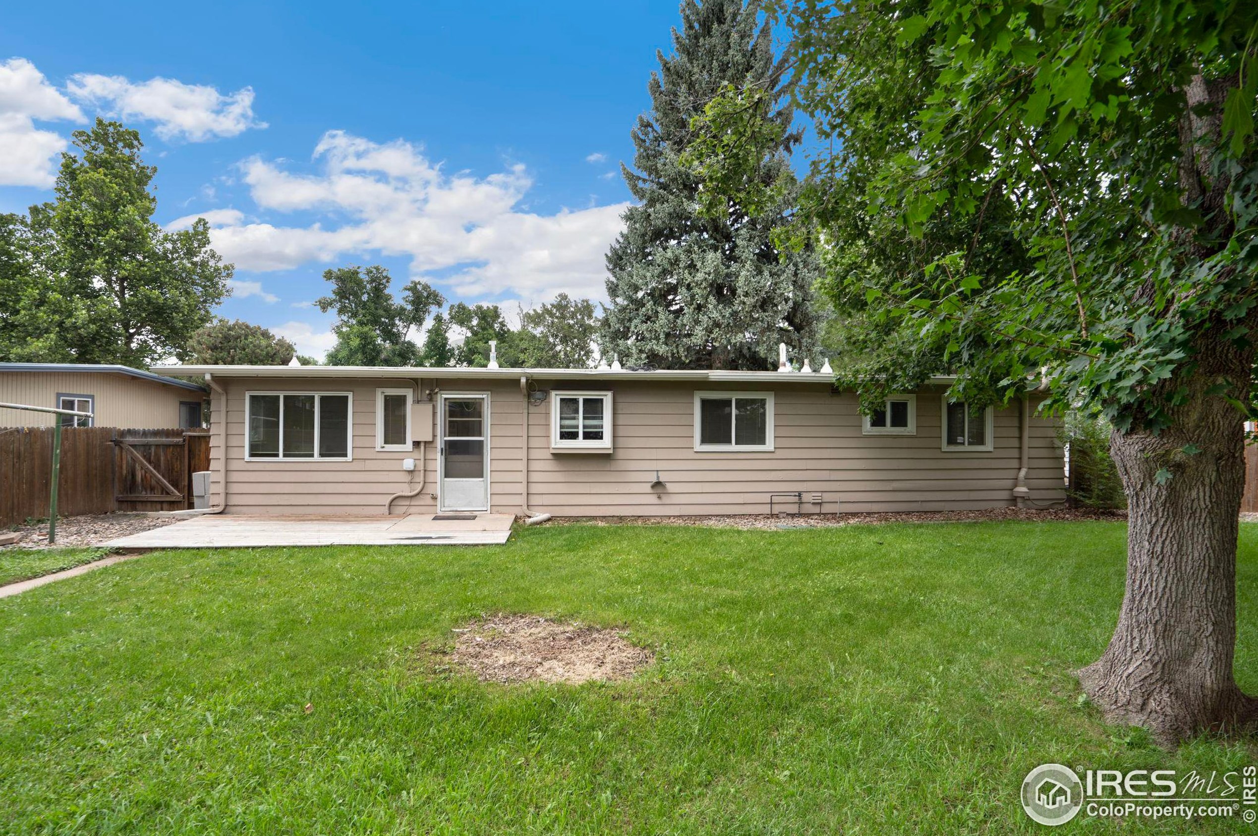 817 Balsam Ln, Fort Collins CO  80526-1901 exterior