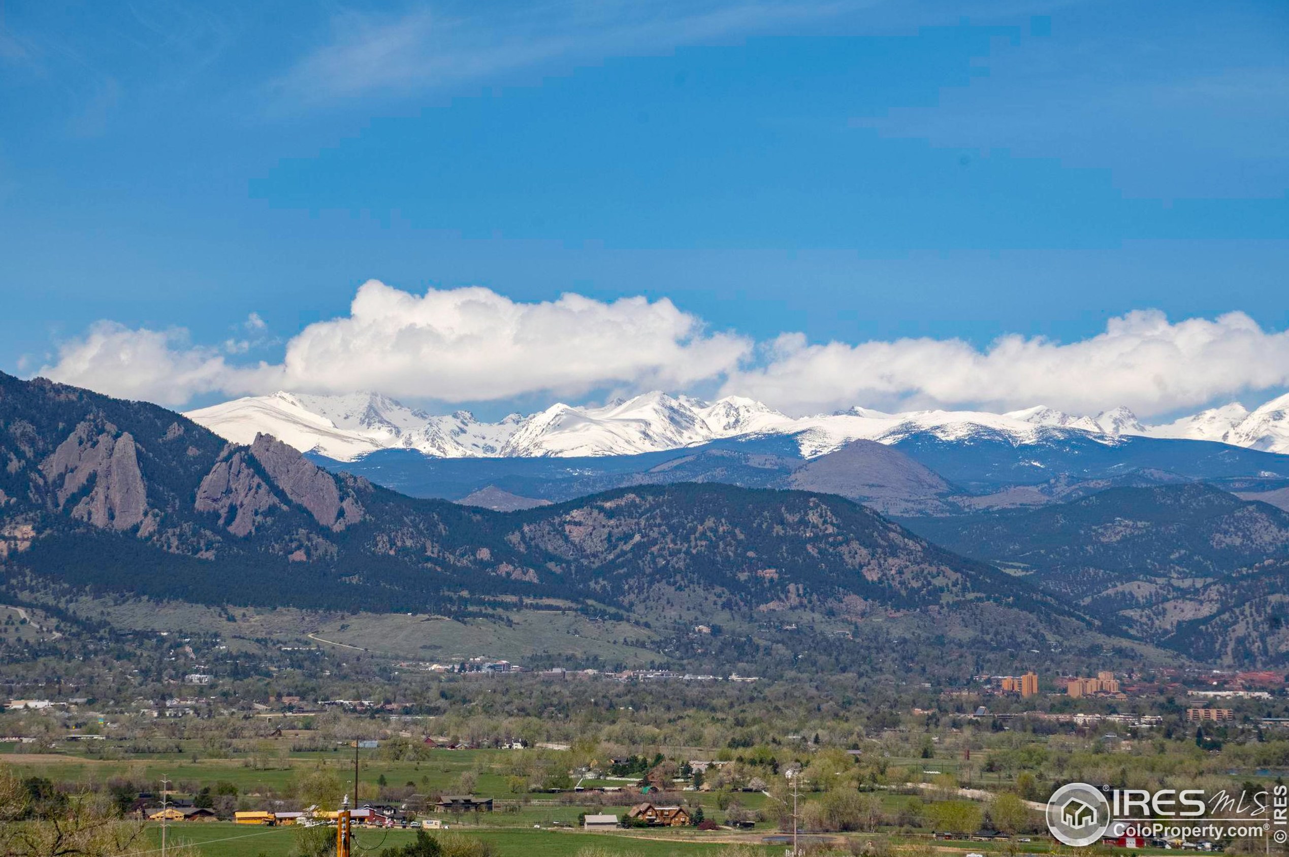 375 Majestic Vw Dr, Boulder CO  80303-4503 exterior