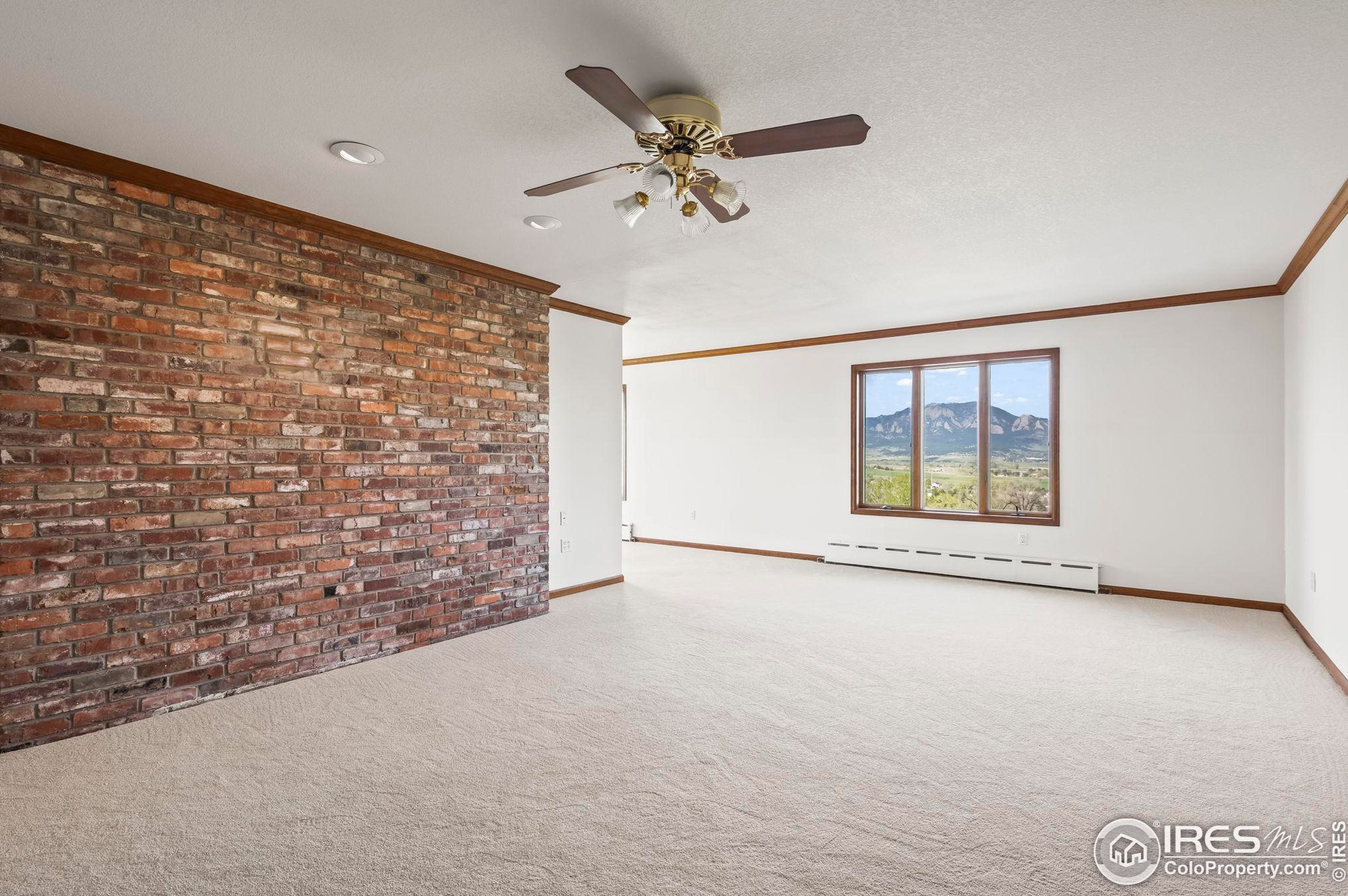 375 Majestic Vw Dr, Boulder CO  80303-4503 exterior