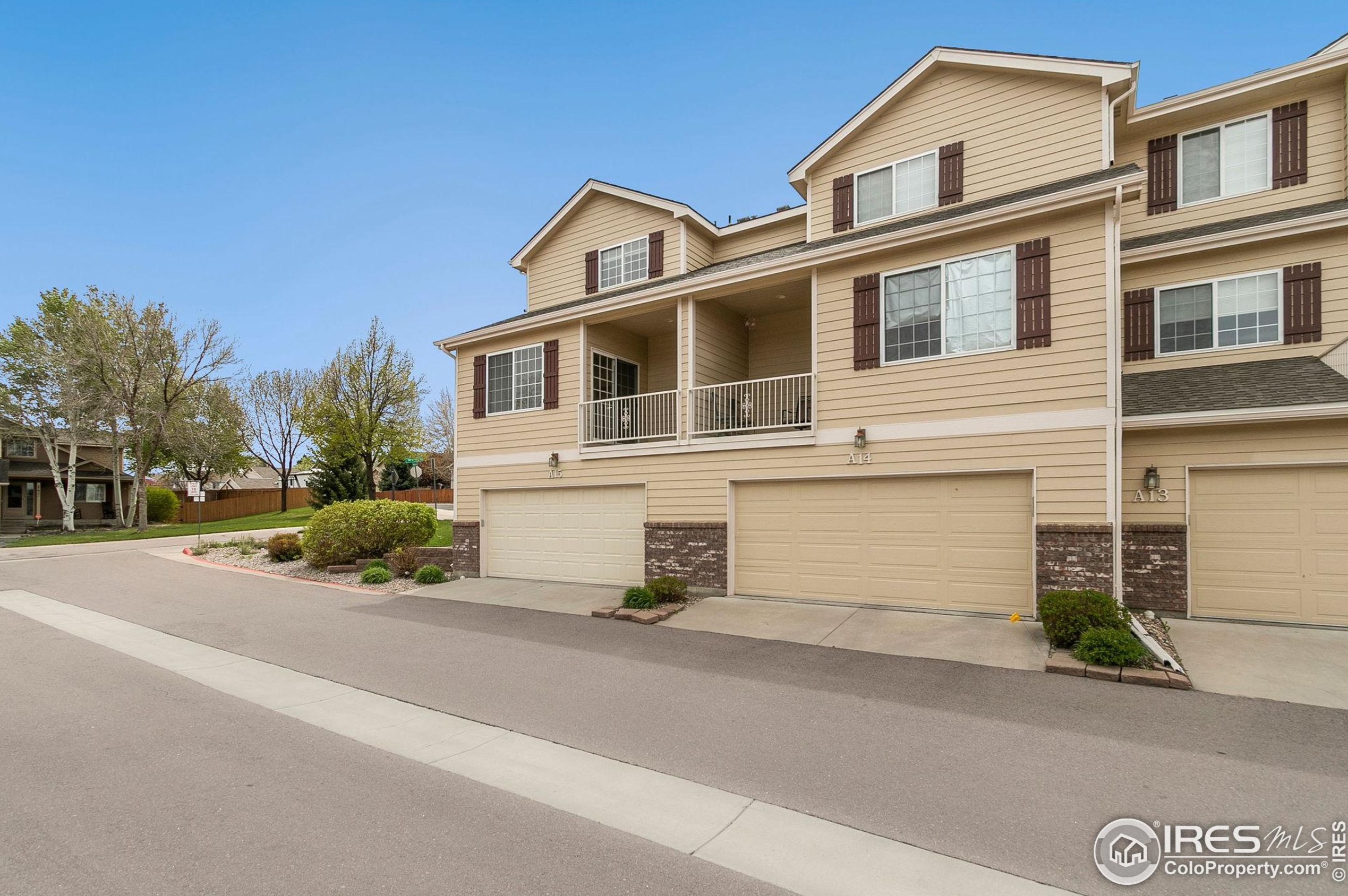 320 Strasburg Dr, Fort Collins CO  80525-8252 exterior