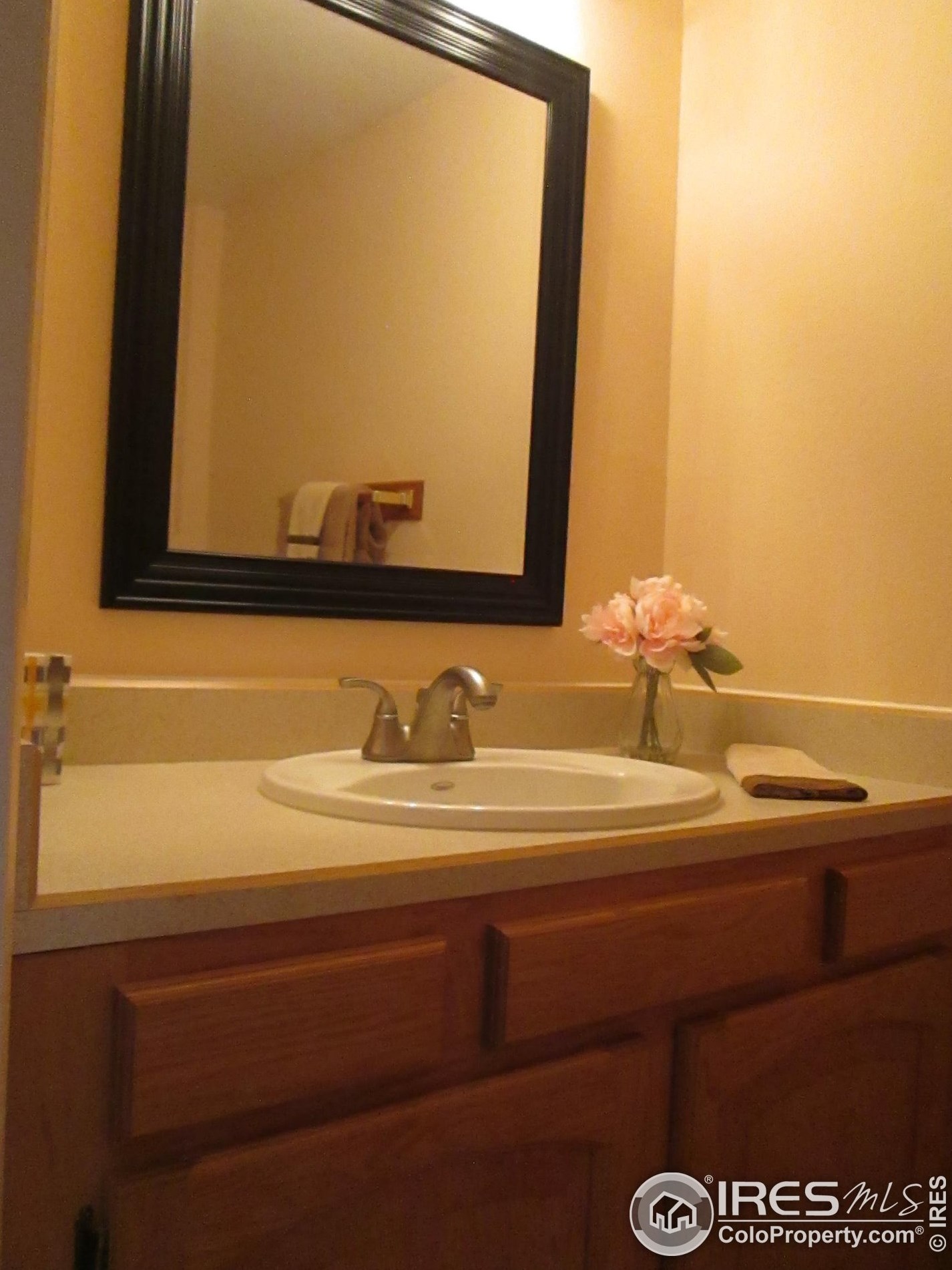 7265 Maple Dr, Aurora CO 80226-2029 exterior