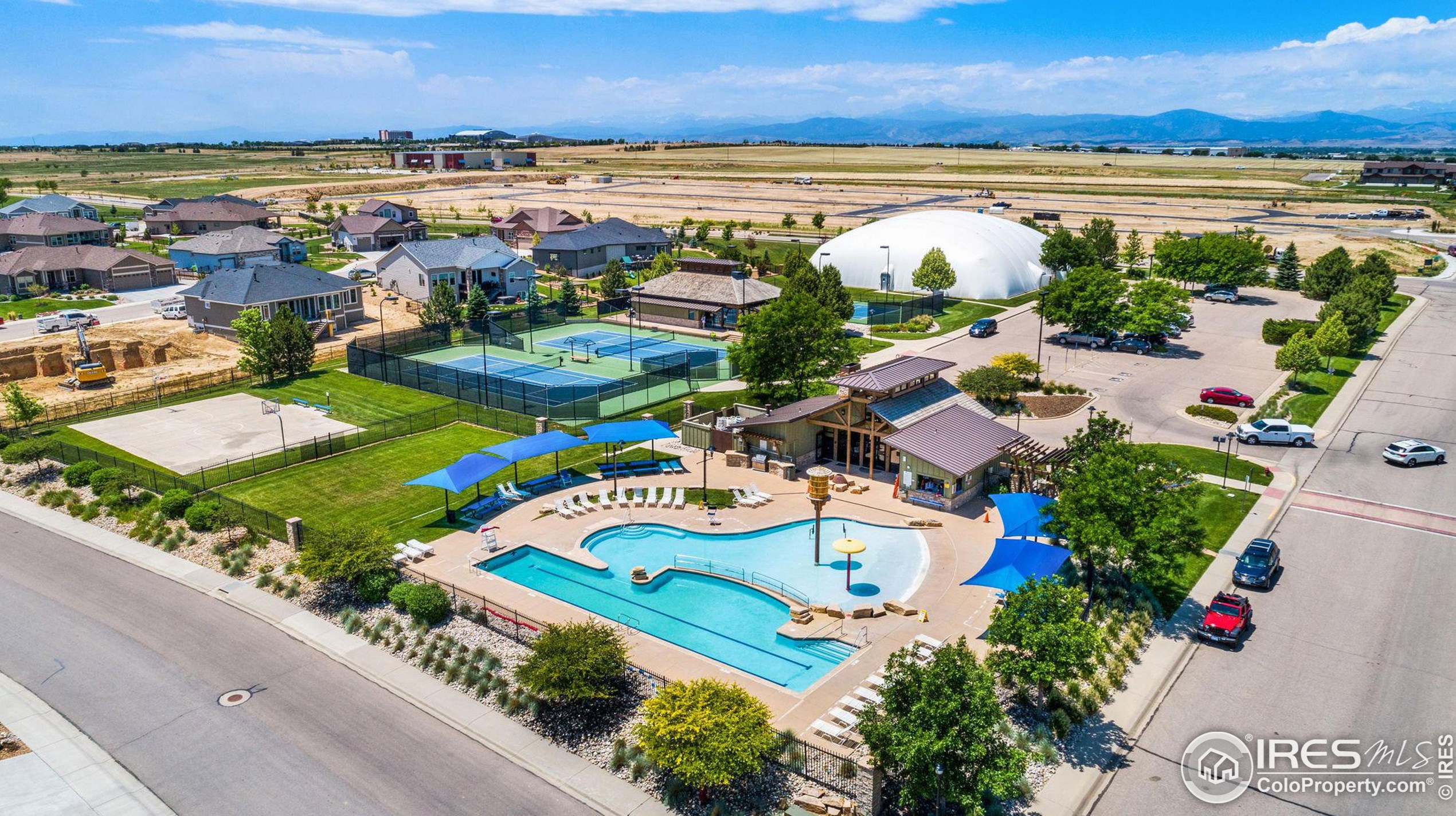 6770 Auburn Hills Dr, Fort Collins CO  80550-7033 exterior